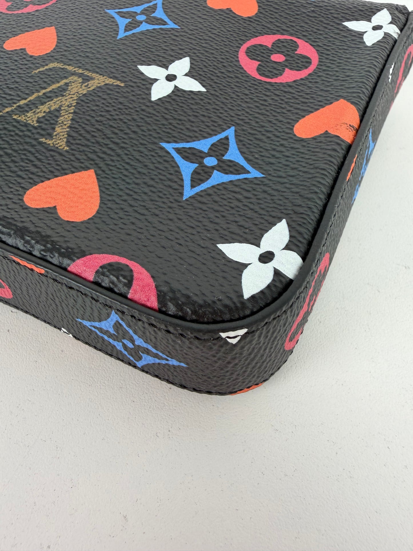 Louis Vuitton Game On Pochette Felicie Crossbody Bag in Black Multicolor Monogram Canvas 2020 YC-5
