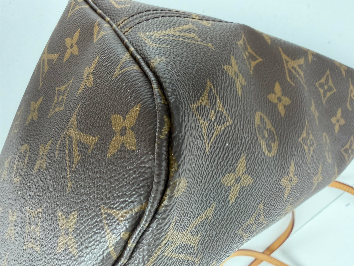 Louis Vuitton Monogram Neverfull MM Tote Bag in LV Monogram Canvas NFC S