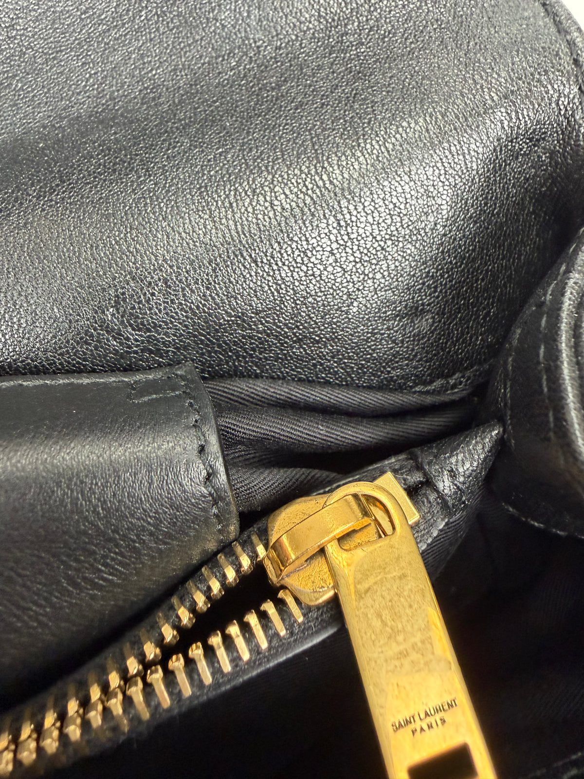 Saint Laurent Medium Envelope Bag in Black Quilted Leather YS-07