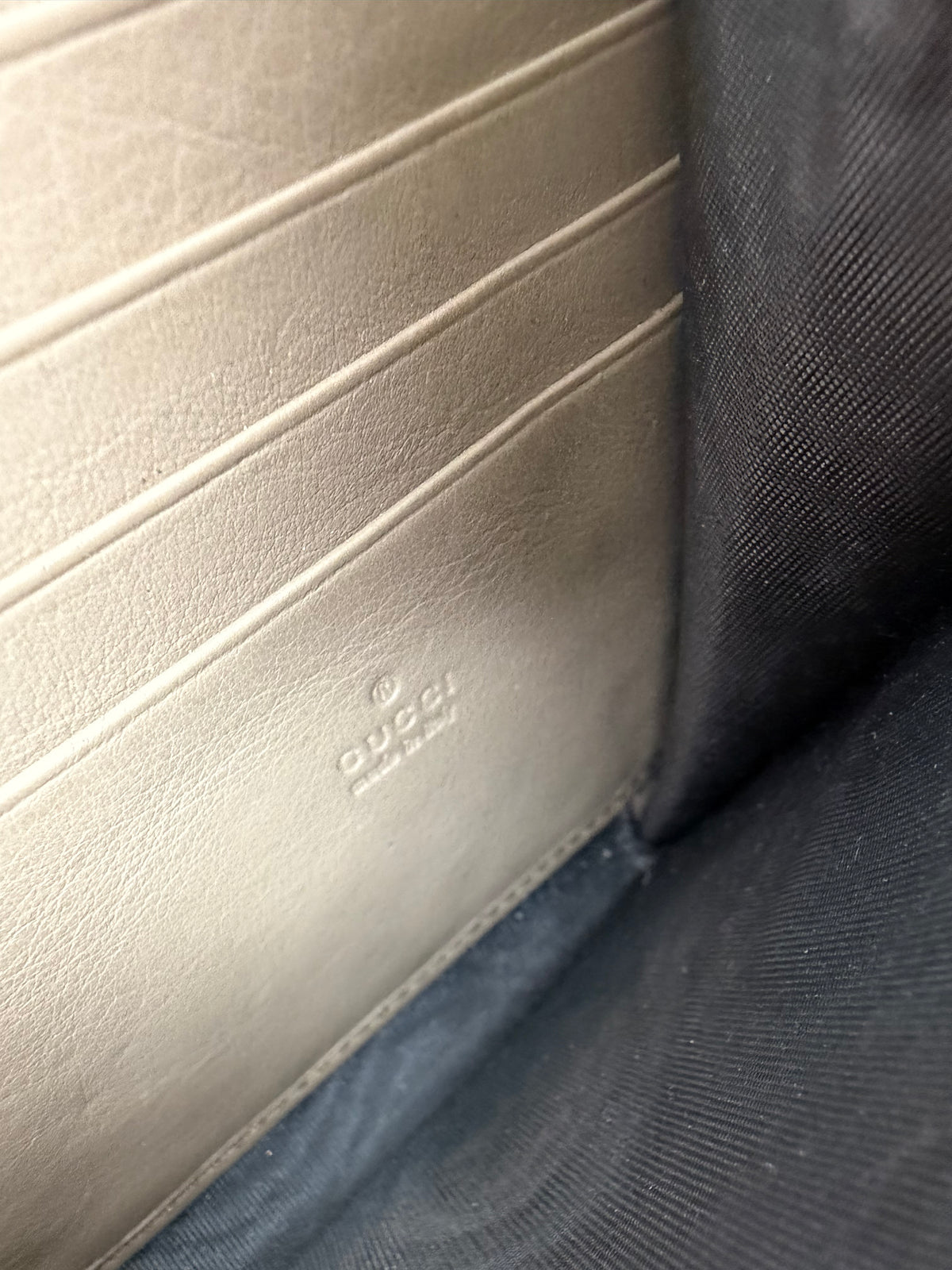Gucci GG Supreme Dionysus Crossbody Bag in GG Monogram Coated Canvas YS15