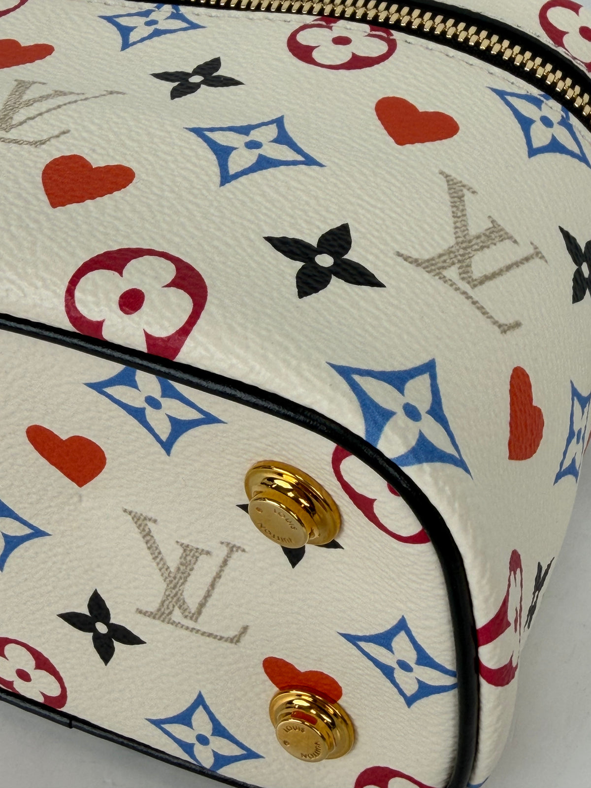Louis Vuitton Game On Vanity Top Handle/Shoulder Bag in White & Multicolor Coated Canvas 2020 YF5
