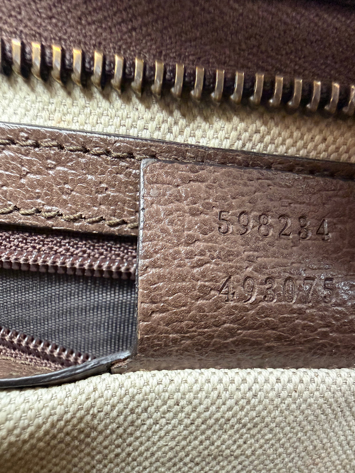 Gucci Ophidia Pouch Bag in Brown GG Supreme Coated Canvas YU-3