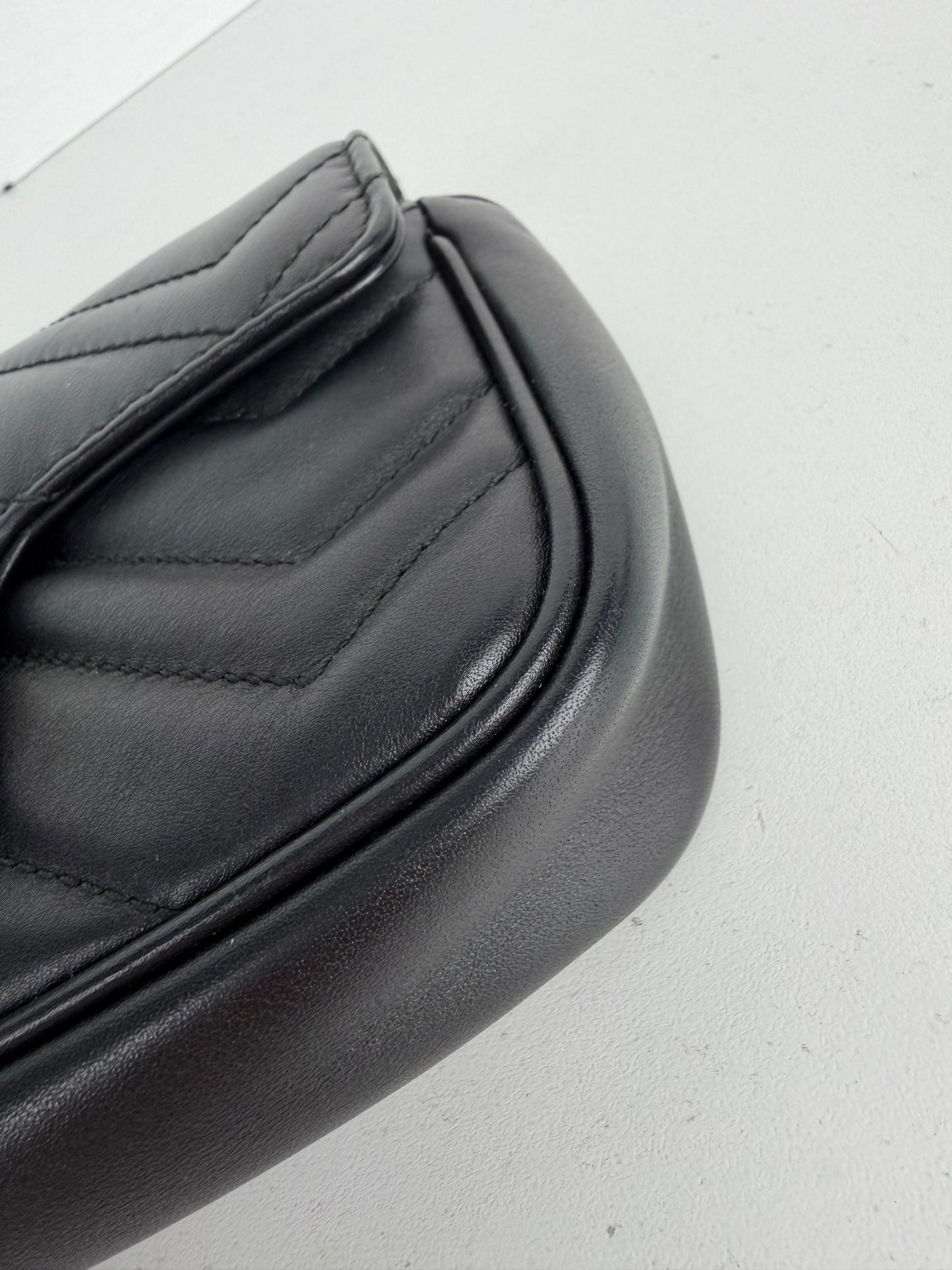 Gucci GG Marmont Matelasse Mini Bag in Black Quilted Leather S-19
