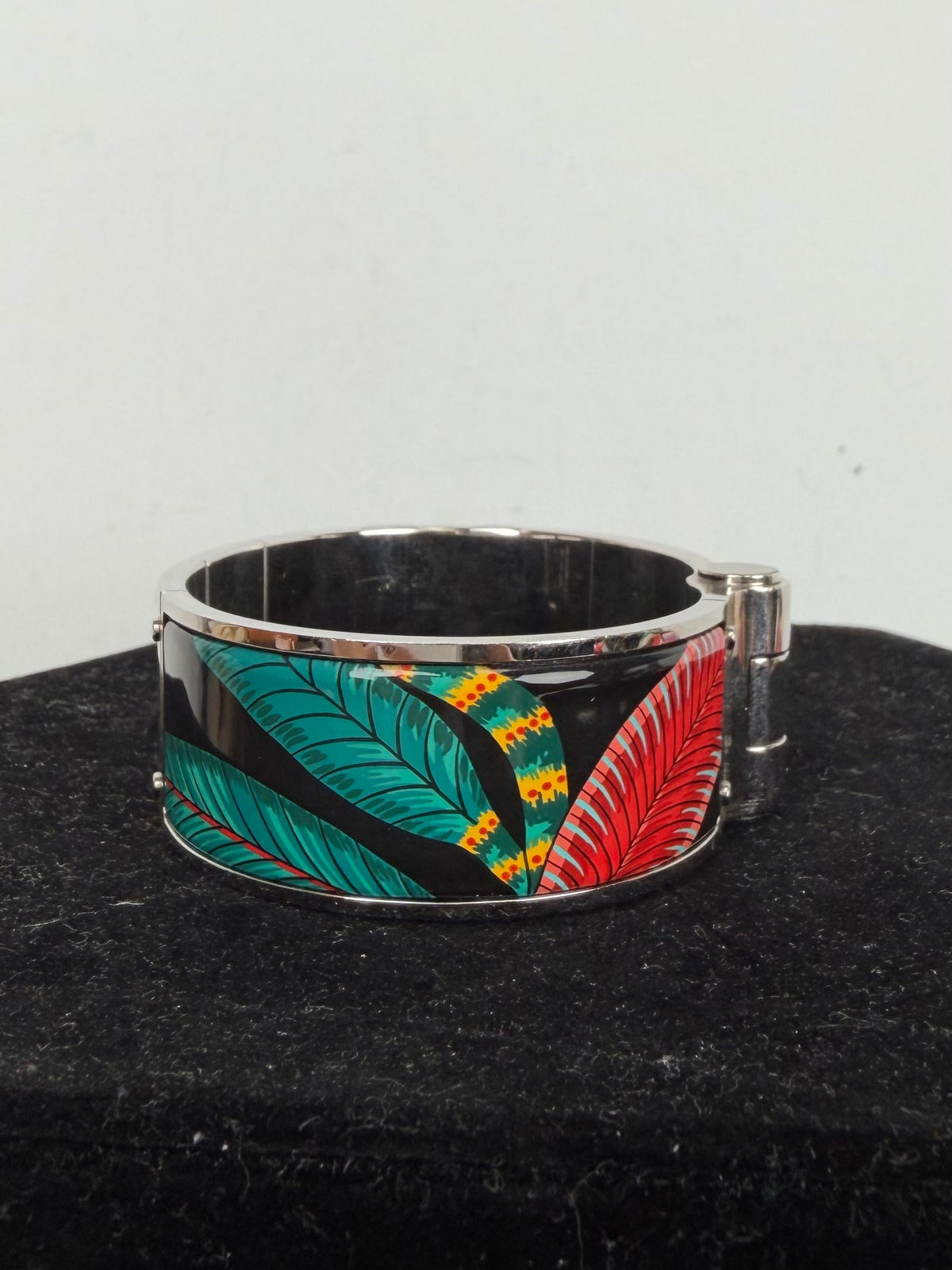 Hermes Savana Dance Wide Hinged Bangle in Colorful Enamel K3