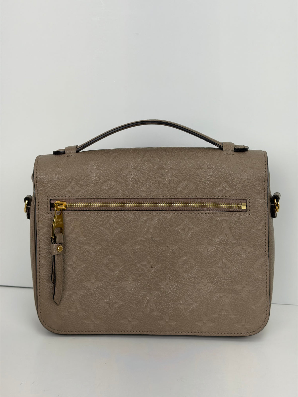 Louis Vuitton Pochette Metis Bag in Beige Monogram Empreinte Leather NFC YE-5