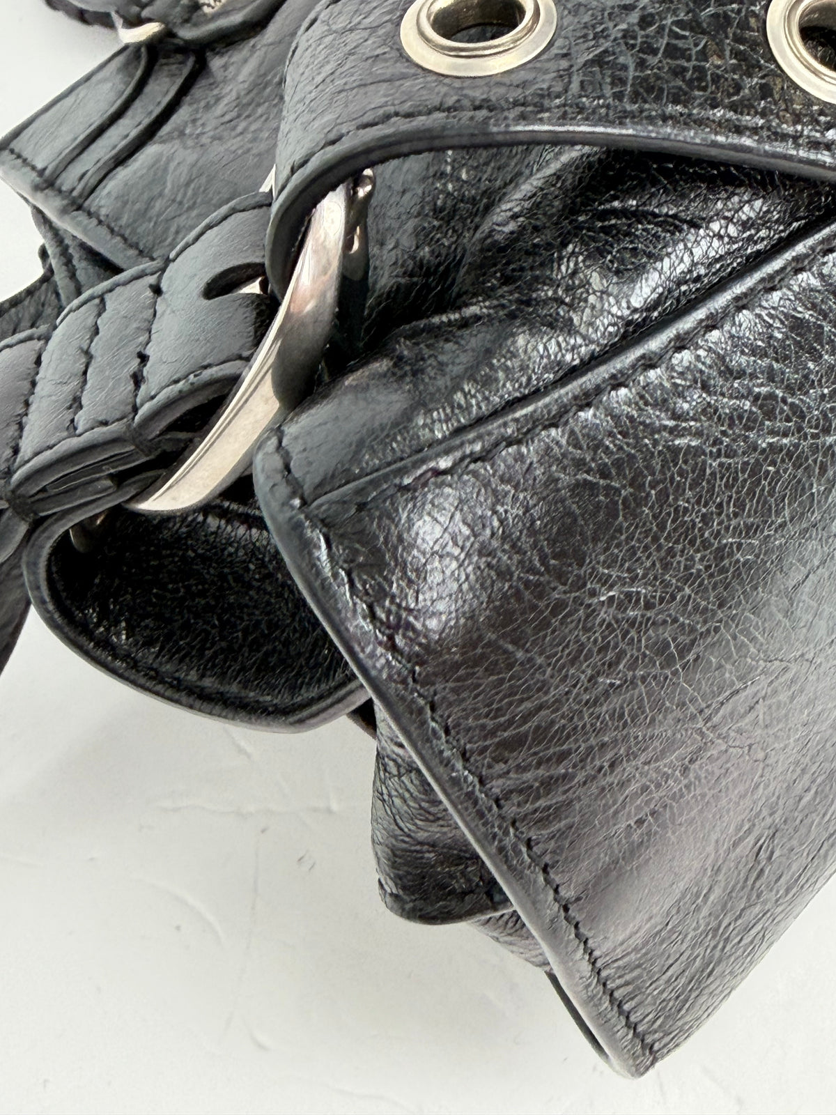 Balenciaga Neo Cagole Handbag XS in Black Crinkled Leather YS11
