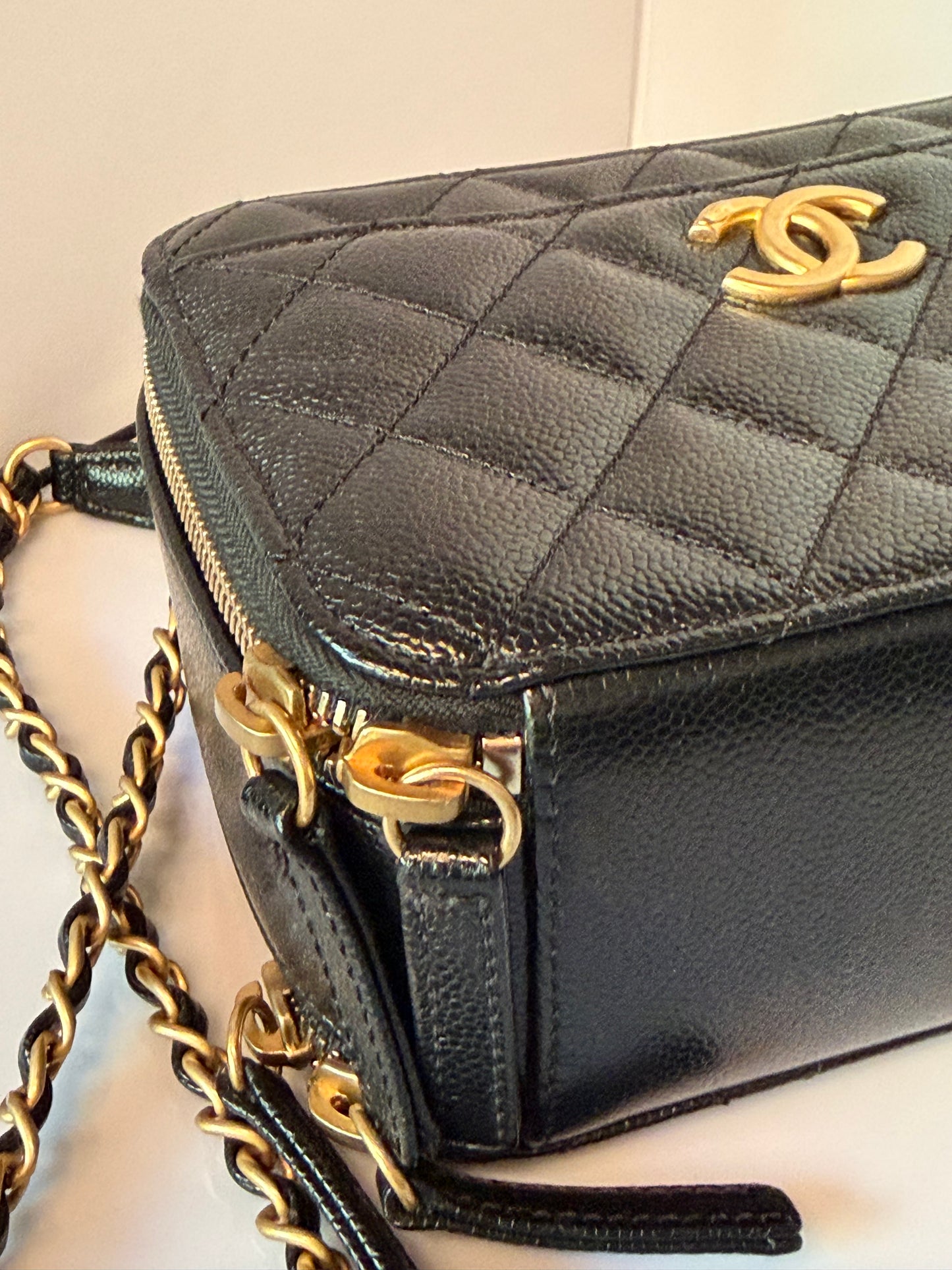 Chanel Pick Me Up Logo Handle Vanity Case Quilted Caviar Small