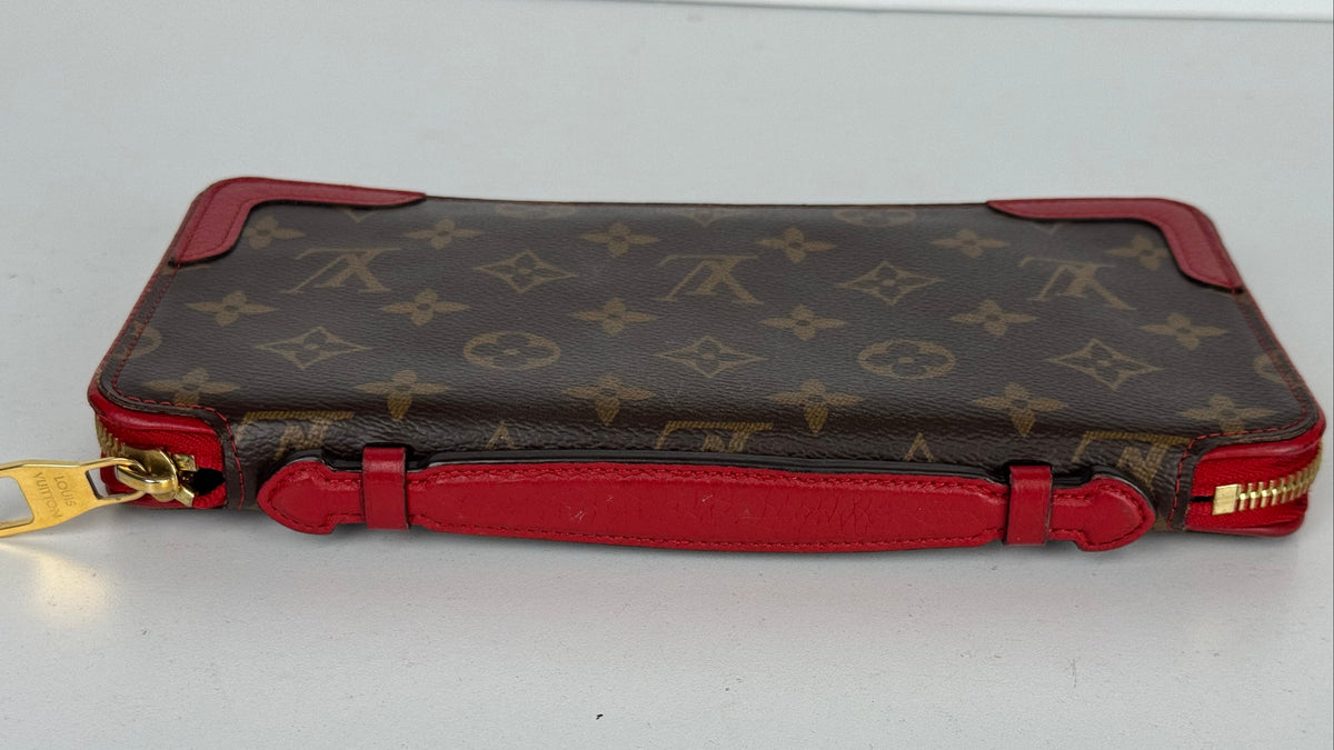Louis Vuitton Zippy Retiro Wallet in Brown LV Monogram Coated Canvas 2015 YK2