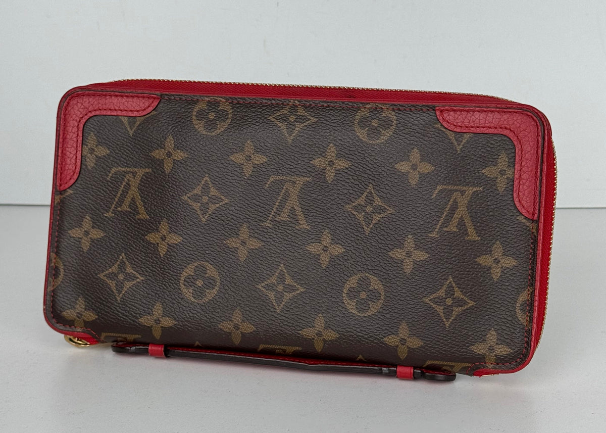 Louis Vuitton Zippy Retiro Wallet in Brown LV Monogram Coated Canvas 2015 YK2