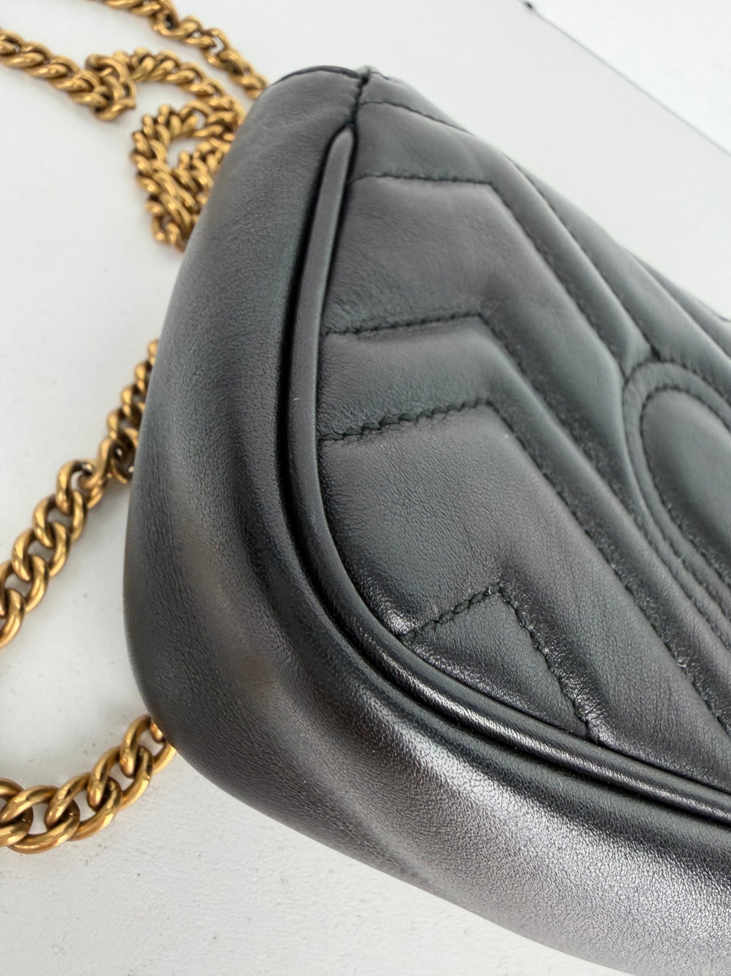 Gucci GG Marmont Matelasse Mini Bag in Black Quilted Leather S-19