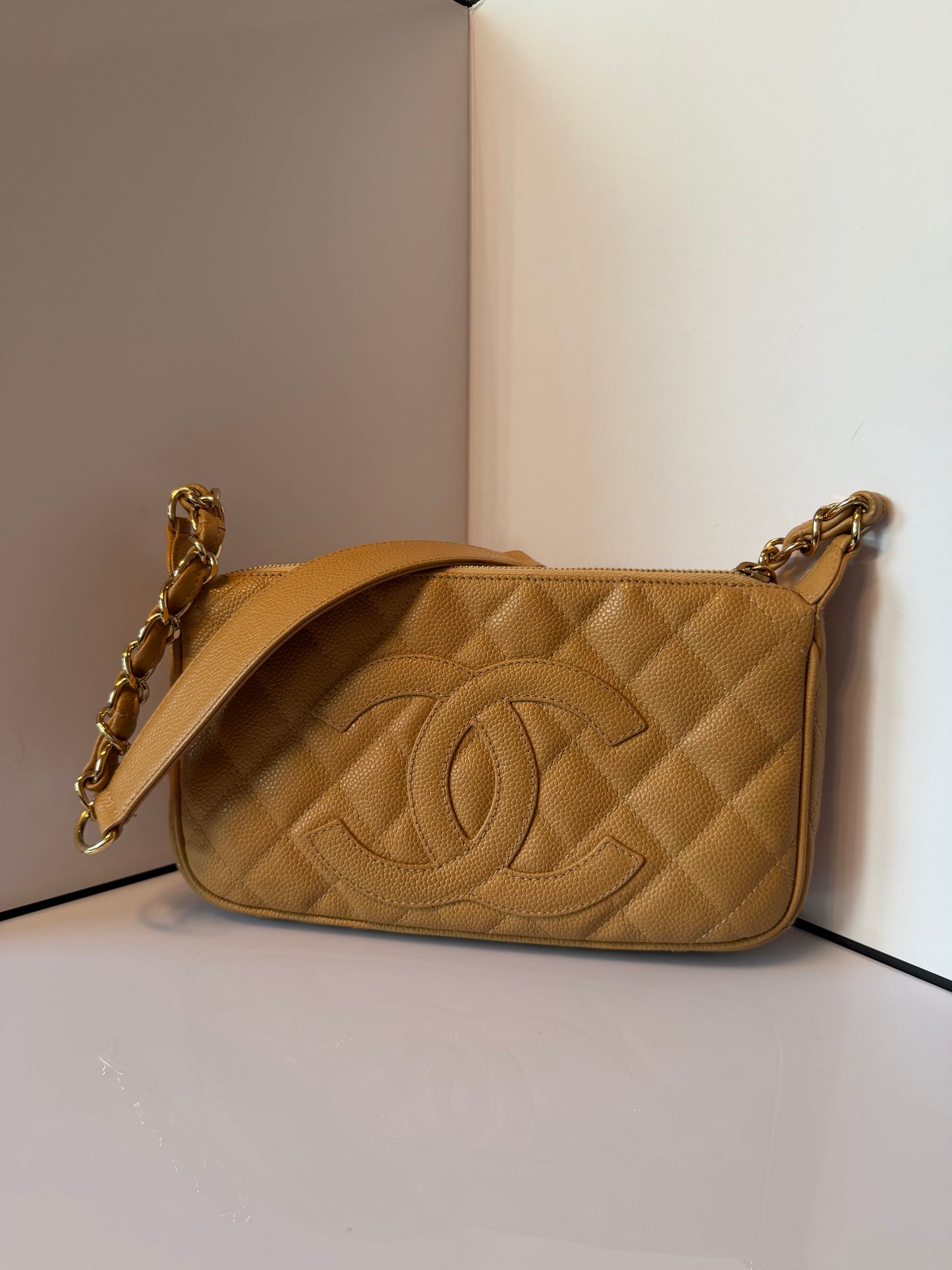 Chanel Timeless CC Pochette Beige Caviar Leather E1
