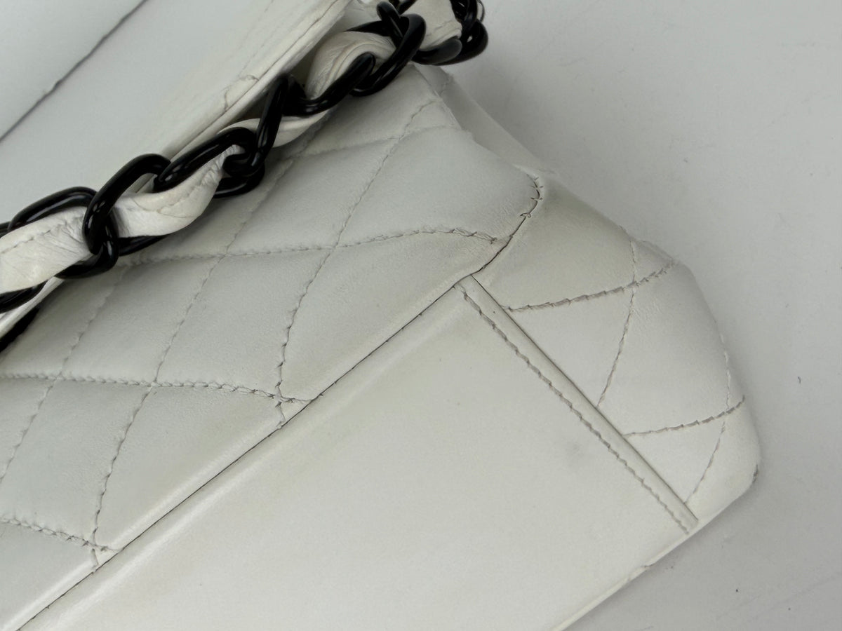 Chanel My Everything Small White Flap Crossbody Bag 1997-1999 YC3