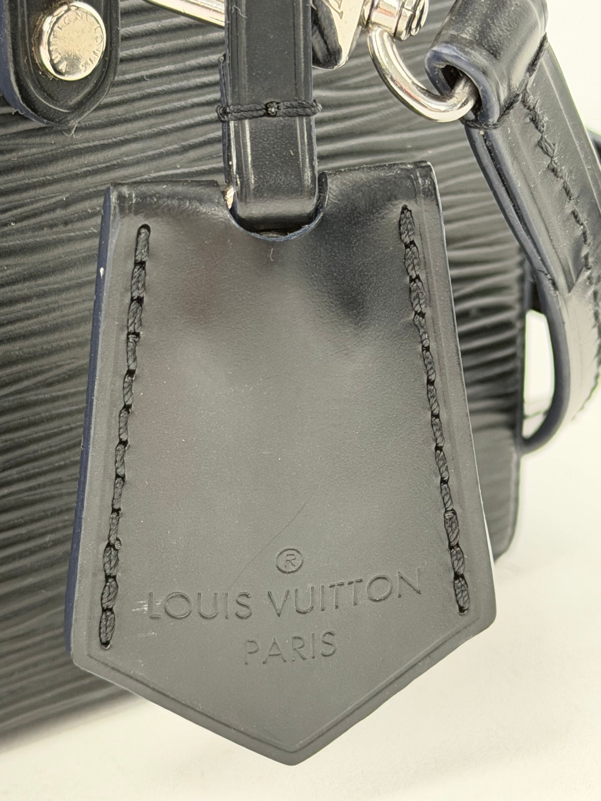Louis Vuitton Bleecker Box in Black Epi Leather 2019 YS22