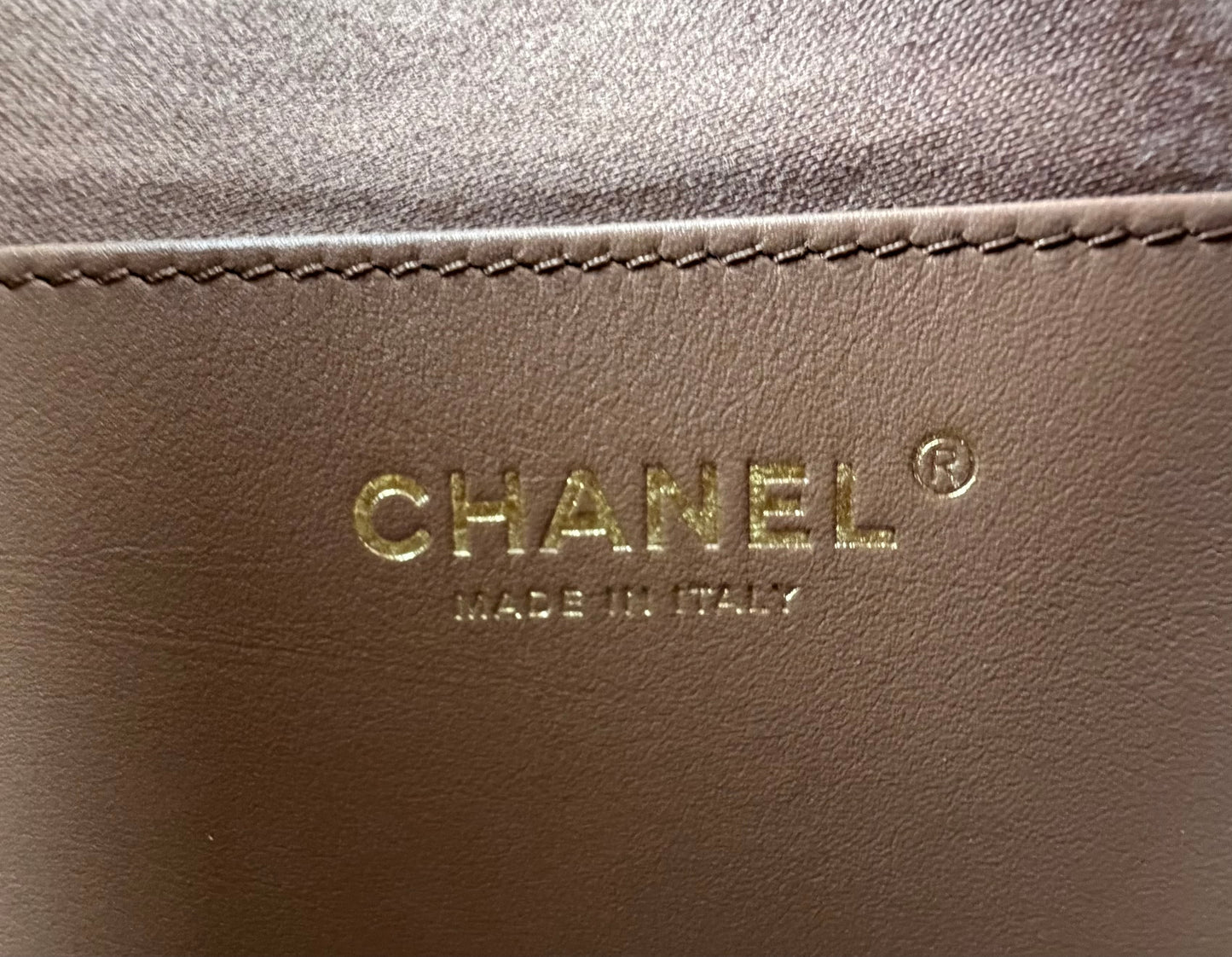 Chanel 25 Medium Hobo Bag Brown Caviar Leather 2026
