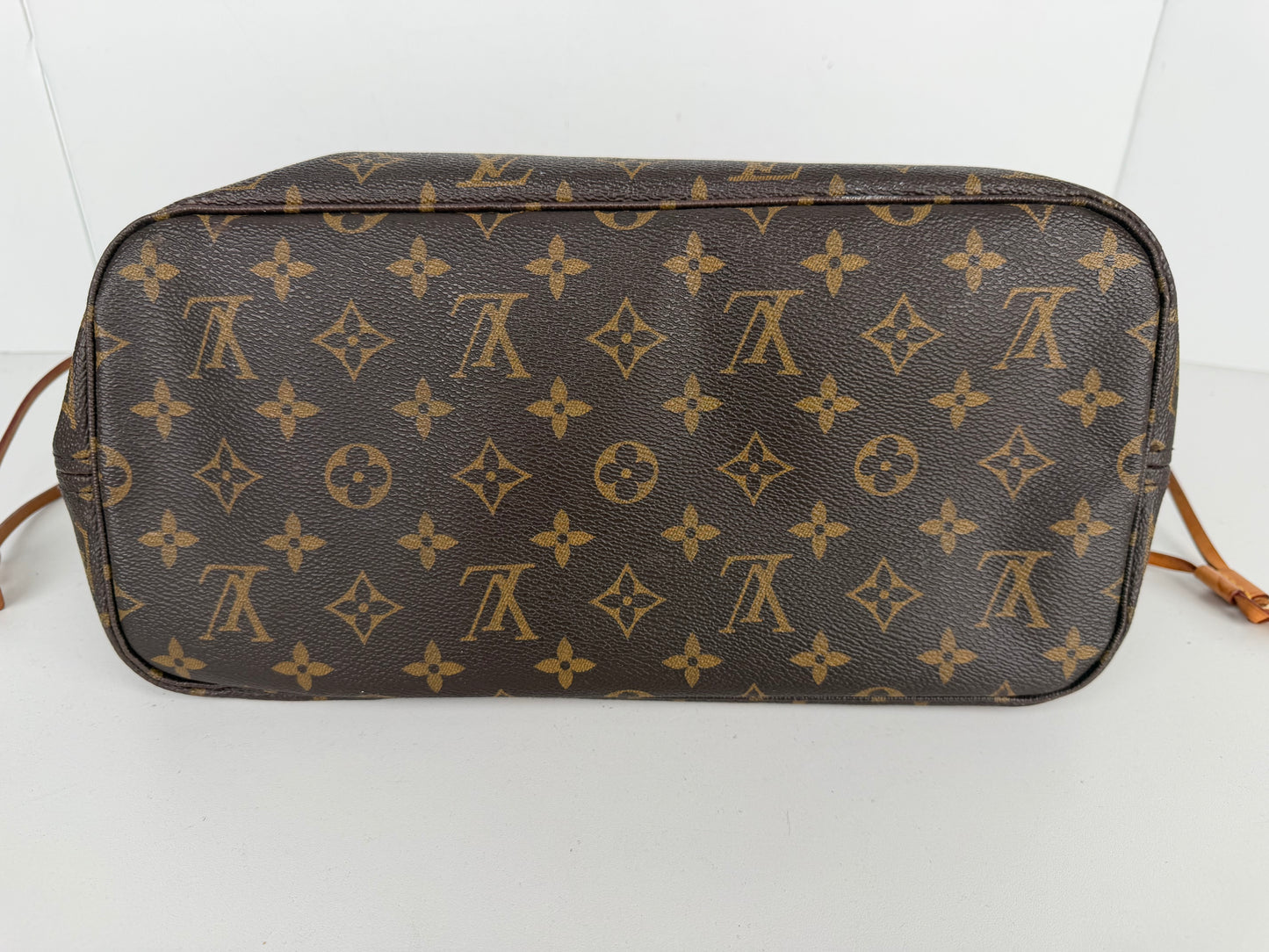 Louis Vuitton Monogram Neverfull Tote Bag MM in Brown LV Monogram Coated Canvas 2019 YS