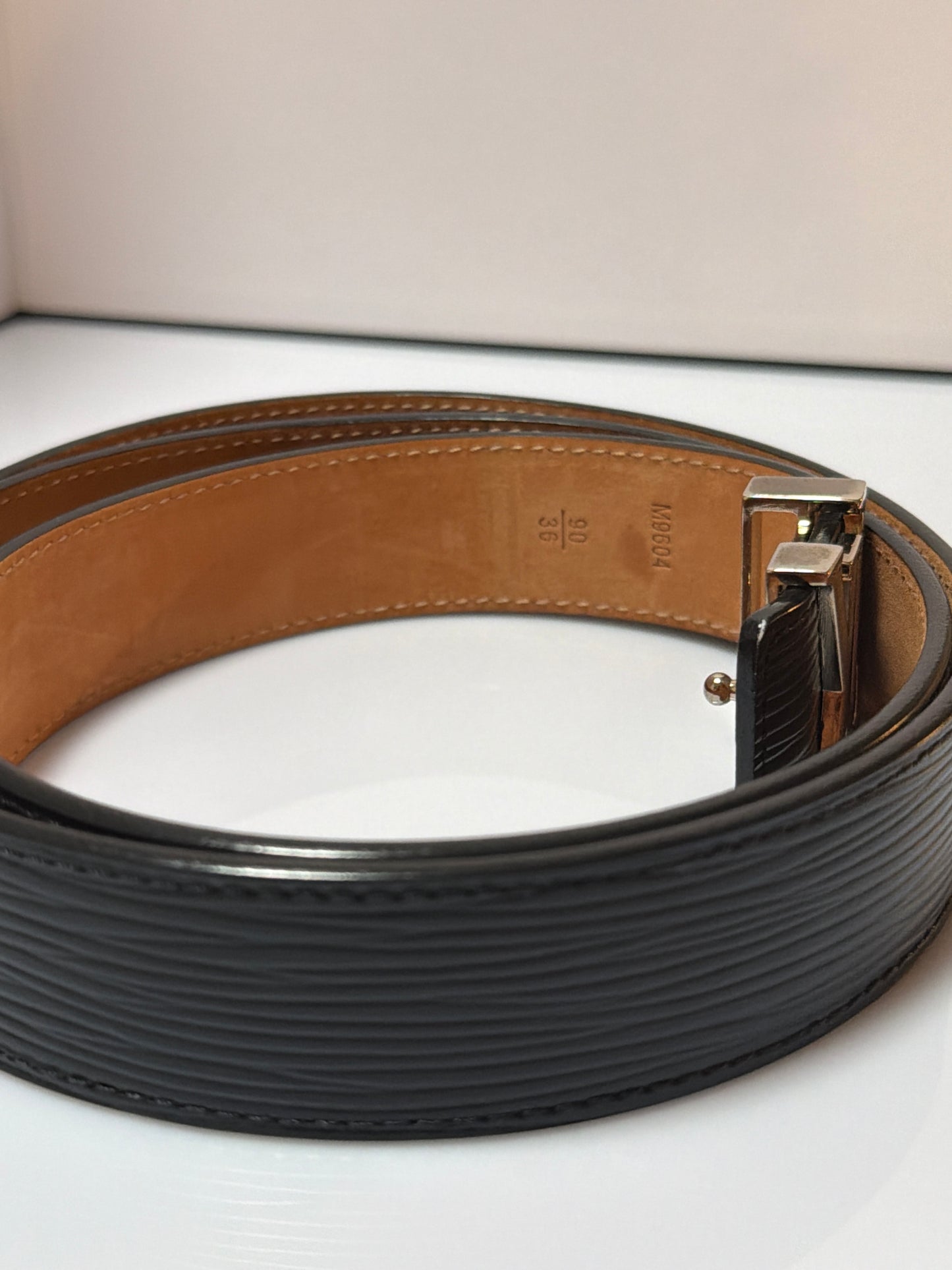 Louis Vuitton 2011 LV Initiales Epi Leather 30mm Belt Black 90/36 M9604