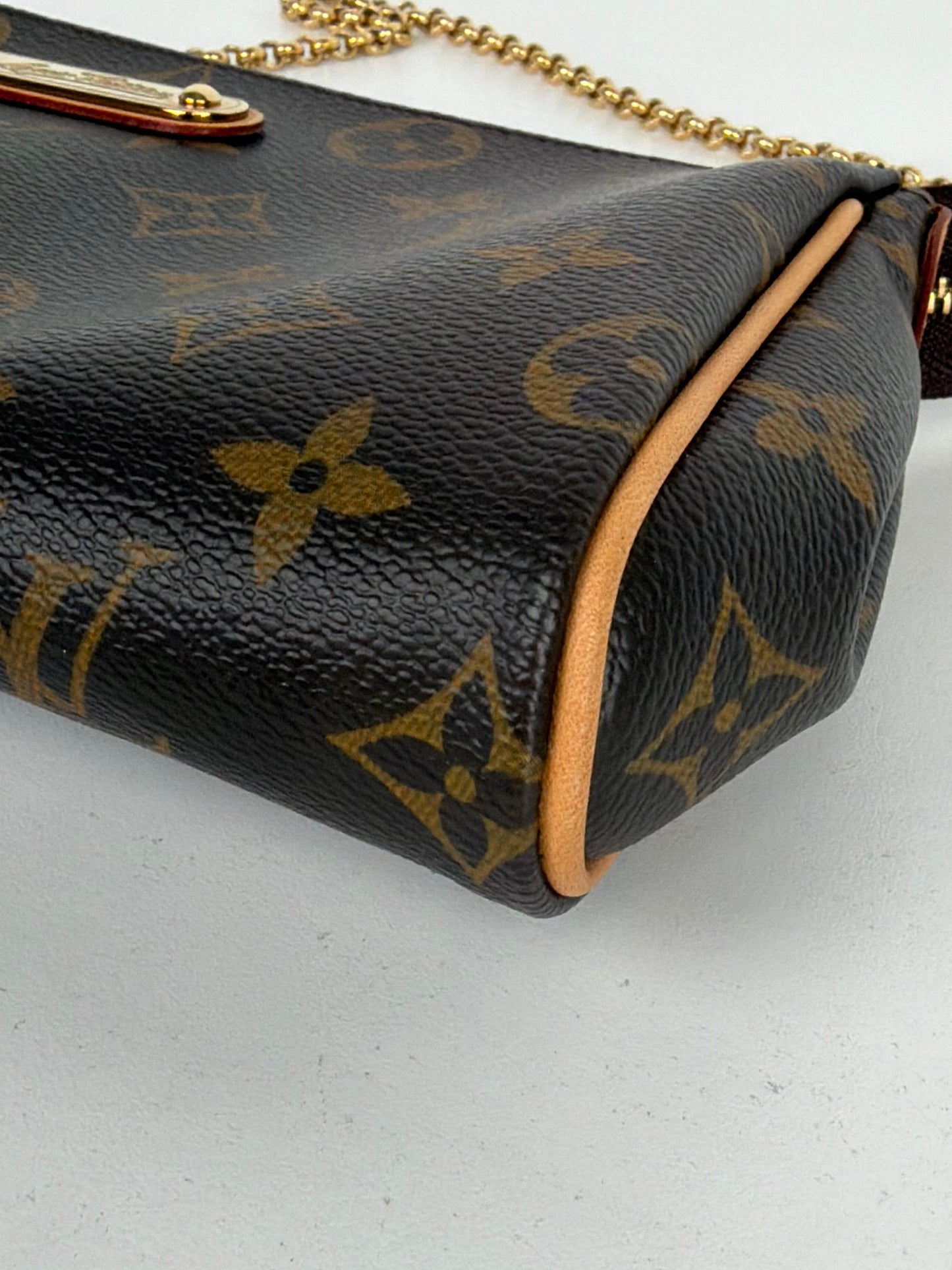 Louis Vuitton Eva Pochette in Brown LV Monogram Coated Canvas 2011 Y-E06