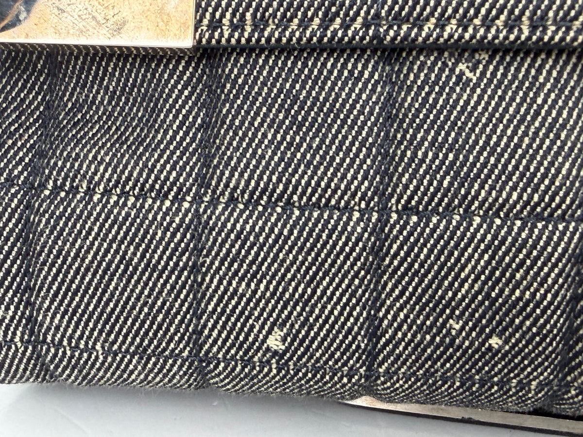 Chanel Chocolate Bar Flap Shoulder Bag Vintage in Grey Denim 2002-2003 YS10