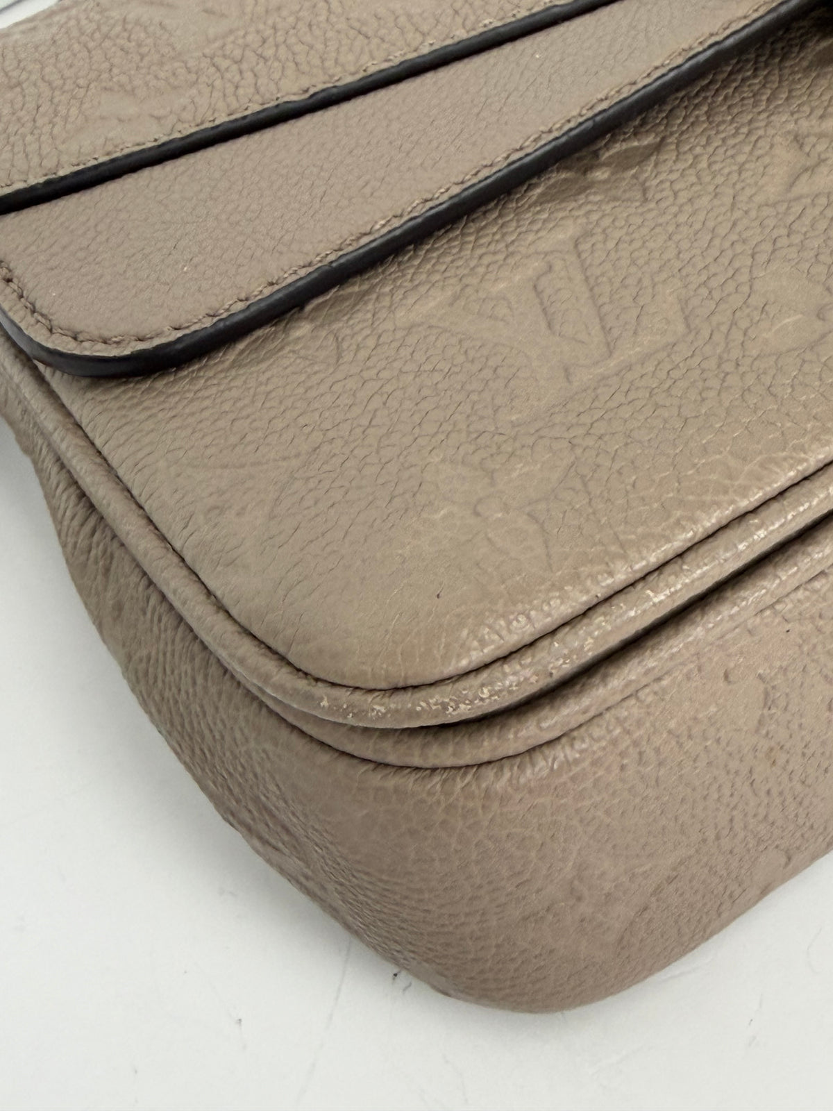 Louis Vuitton Marceau Bag in Beige LV Monogram Empreinte Leather NFC YD-6