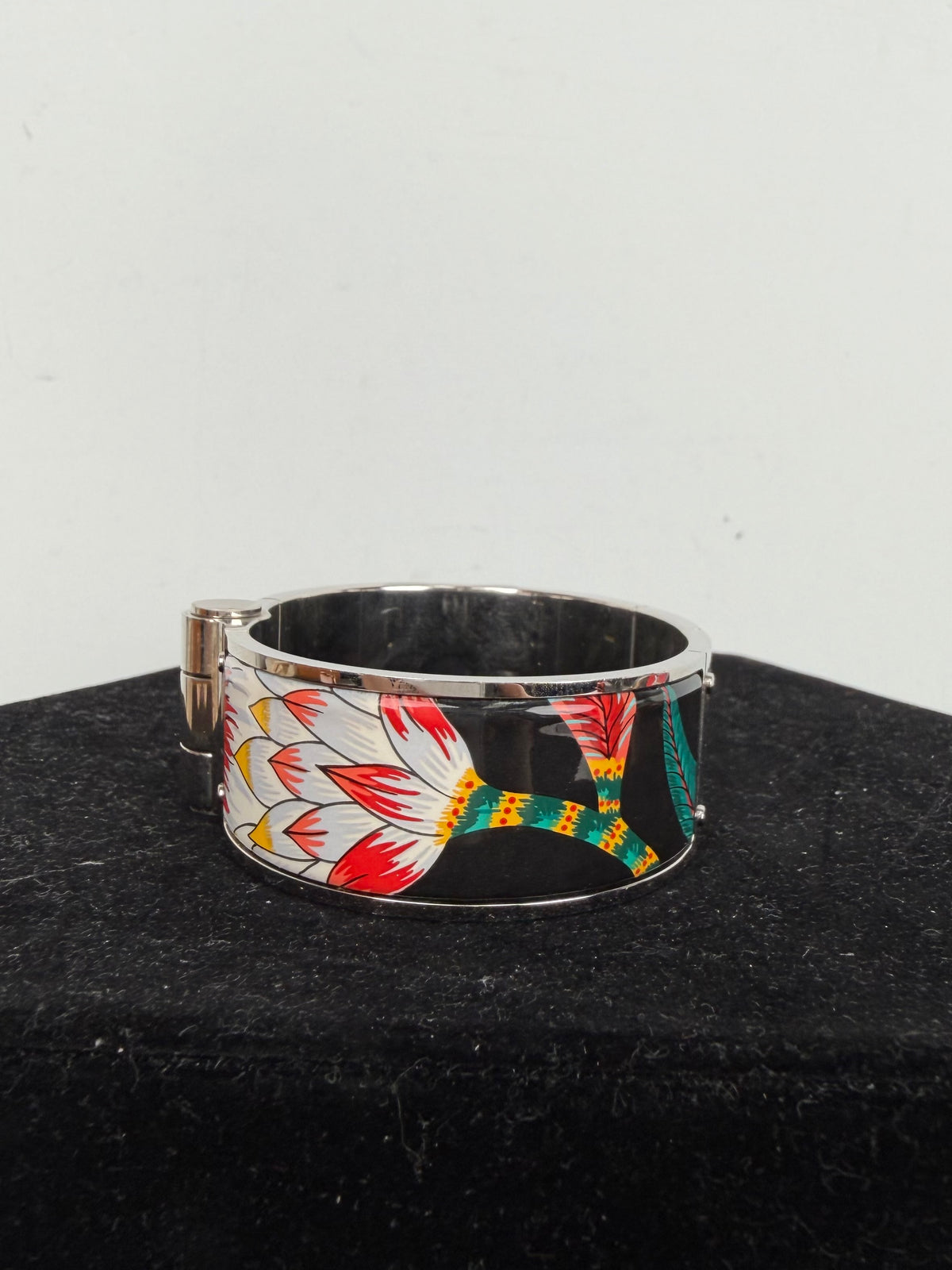 Hermes Savana Dance Wide Hinged Bangle in Colorful Enamel K3