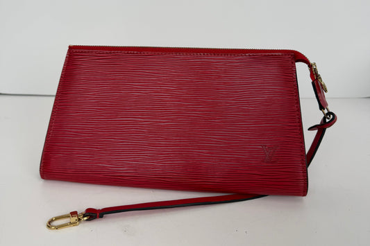 Louis Vuitton Pochette Accessoires bag in Red Epi Leather Vintage Y