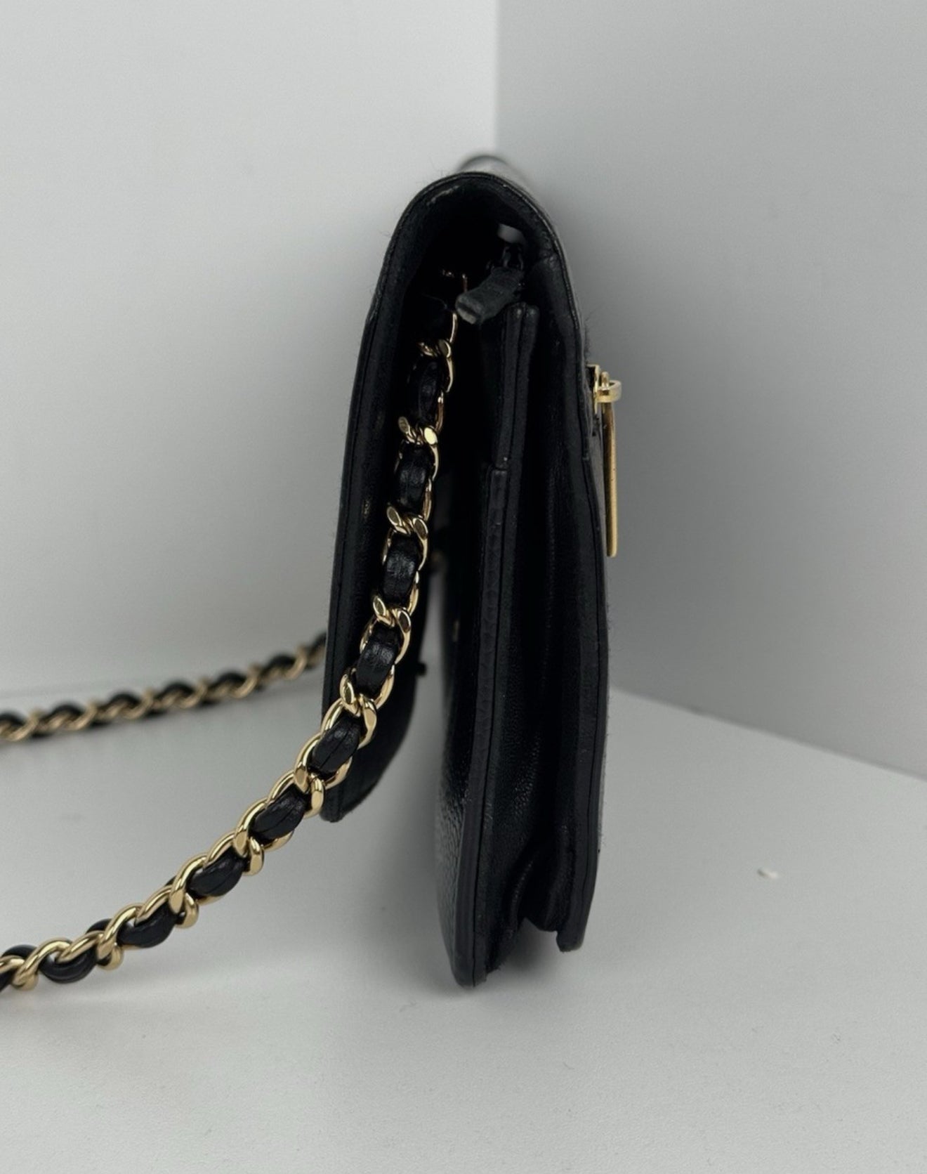 Chanel CC Caviar Leather Black Gold-Tone Chain Crossbody Bag