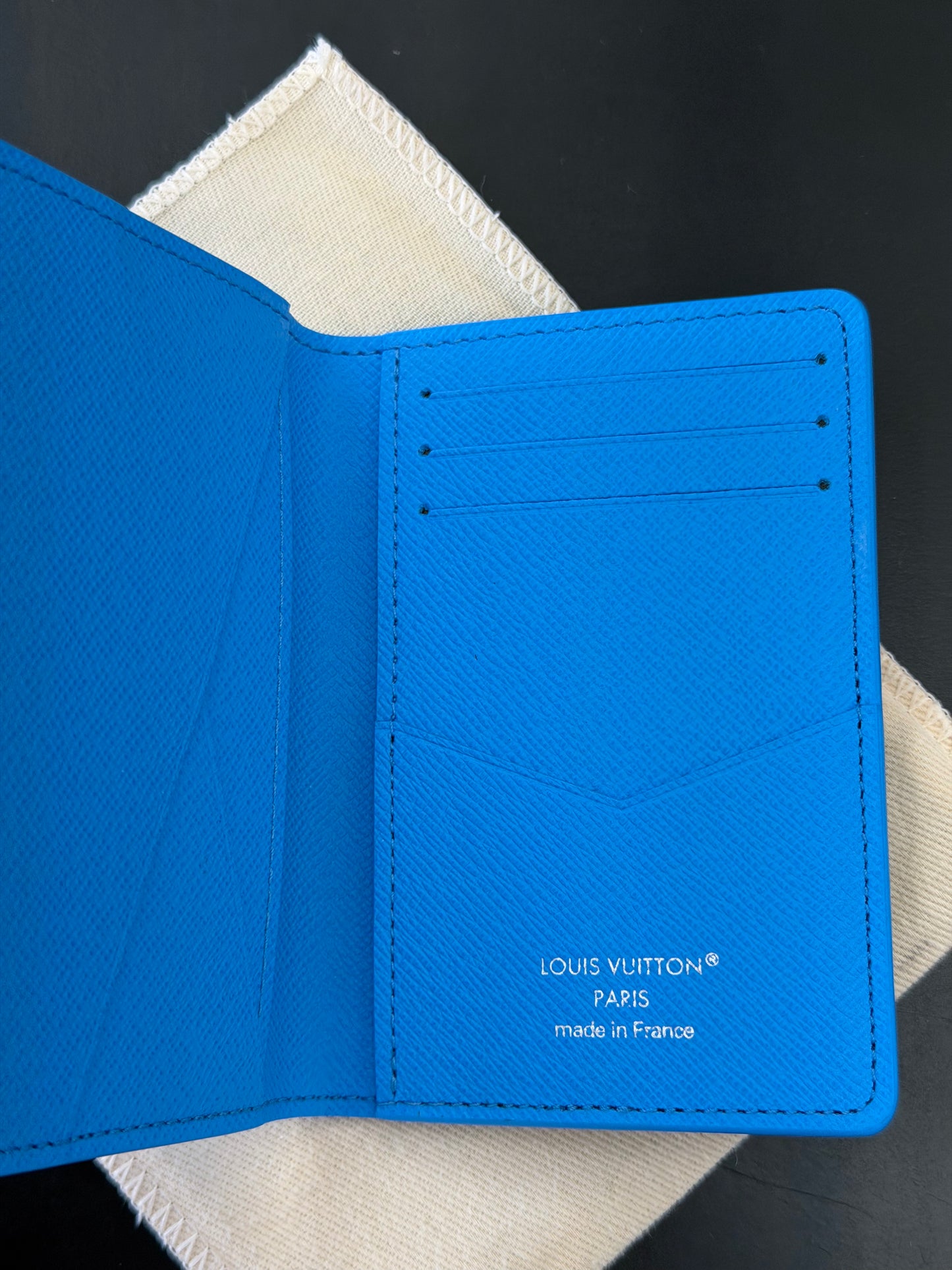 Louis Vuitton Pool Pocket Organizer in vibrant Blue Lagoon