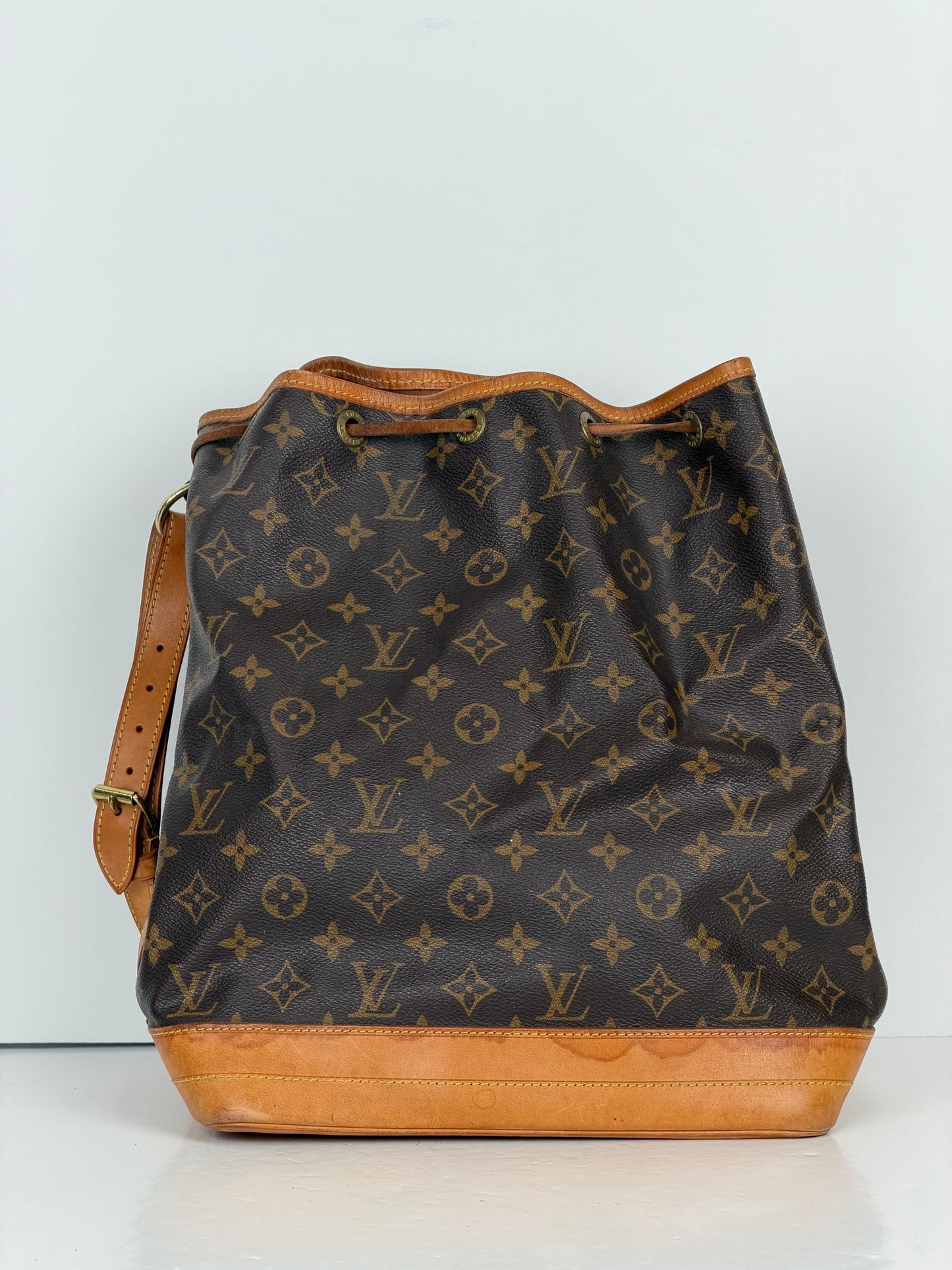 Louis Vuitton Noe PM Bucket Bag in Brown LV Monogram Coated Canvas 1999 YS