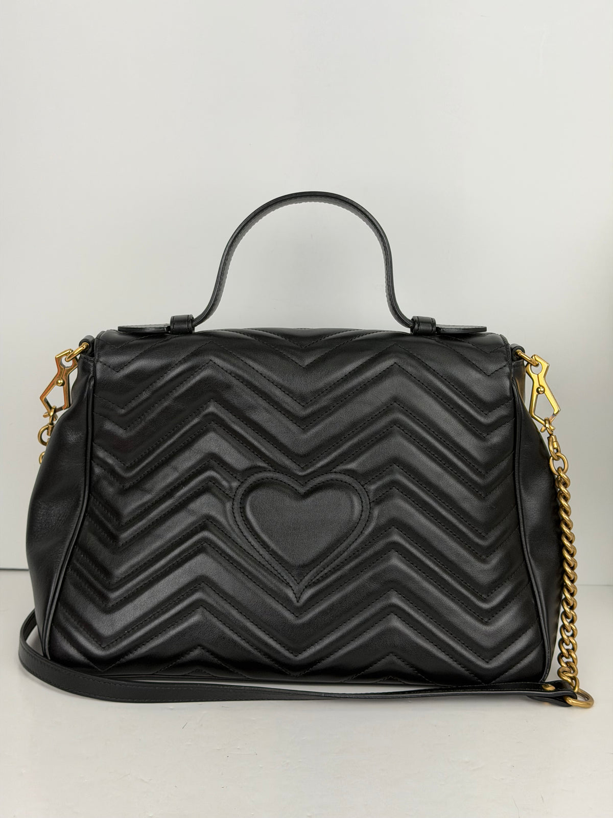Gucci GG Marmont Top Handle Flap Bag Medium in Black Quilted Leather YS18