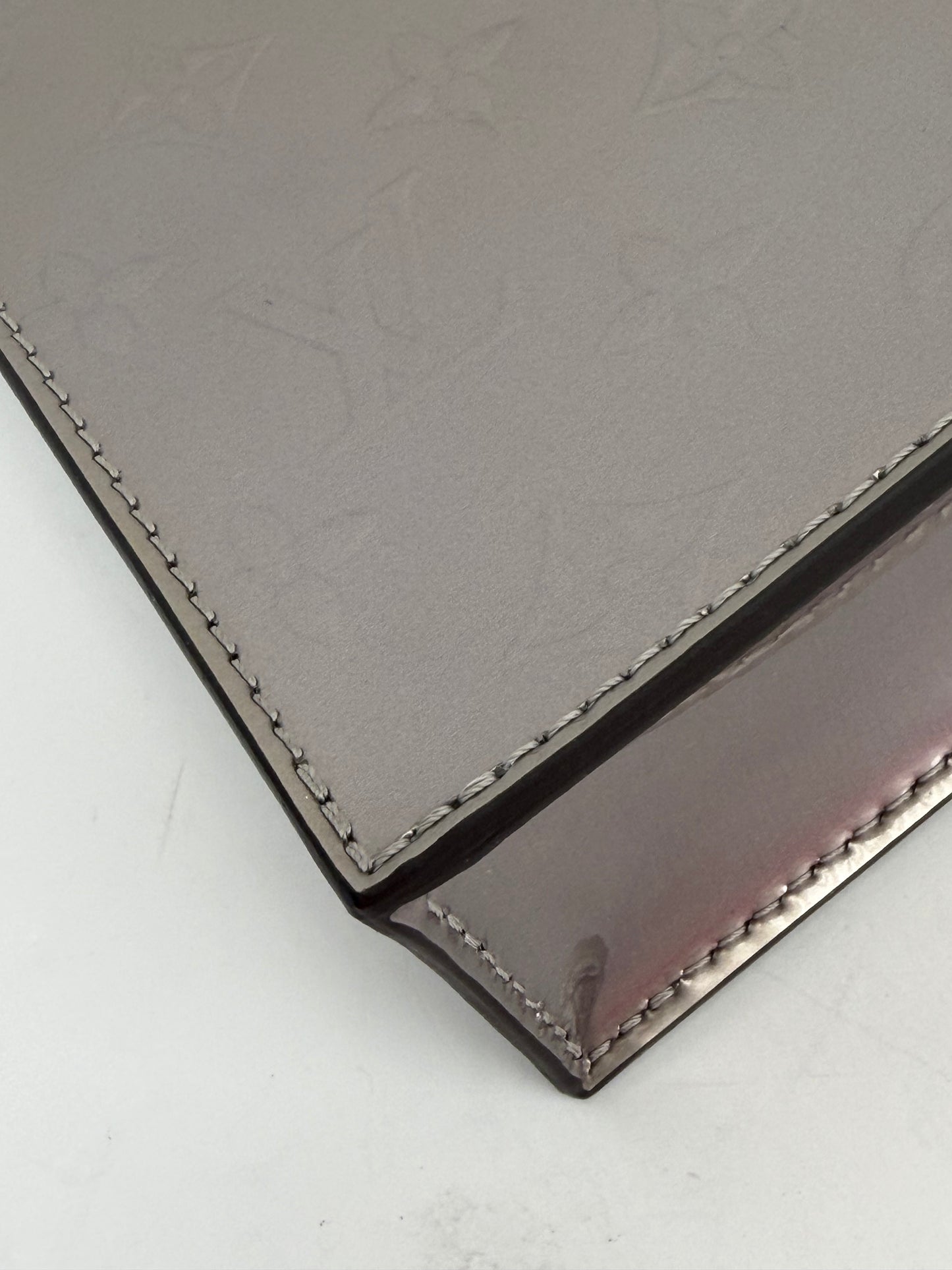 Louis Vuitton Monogram Vernis Petit Sac Plat in a Metallic Finish YC8