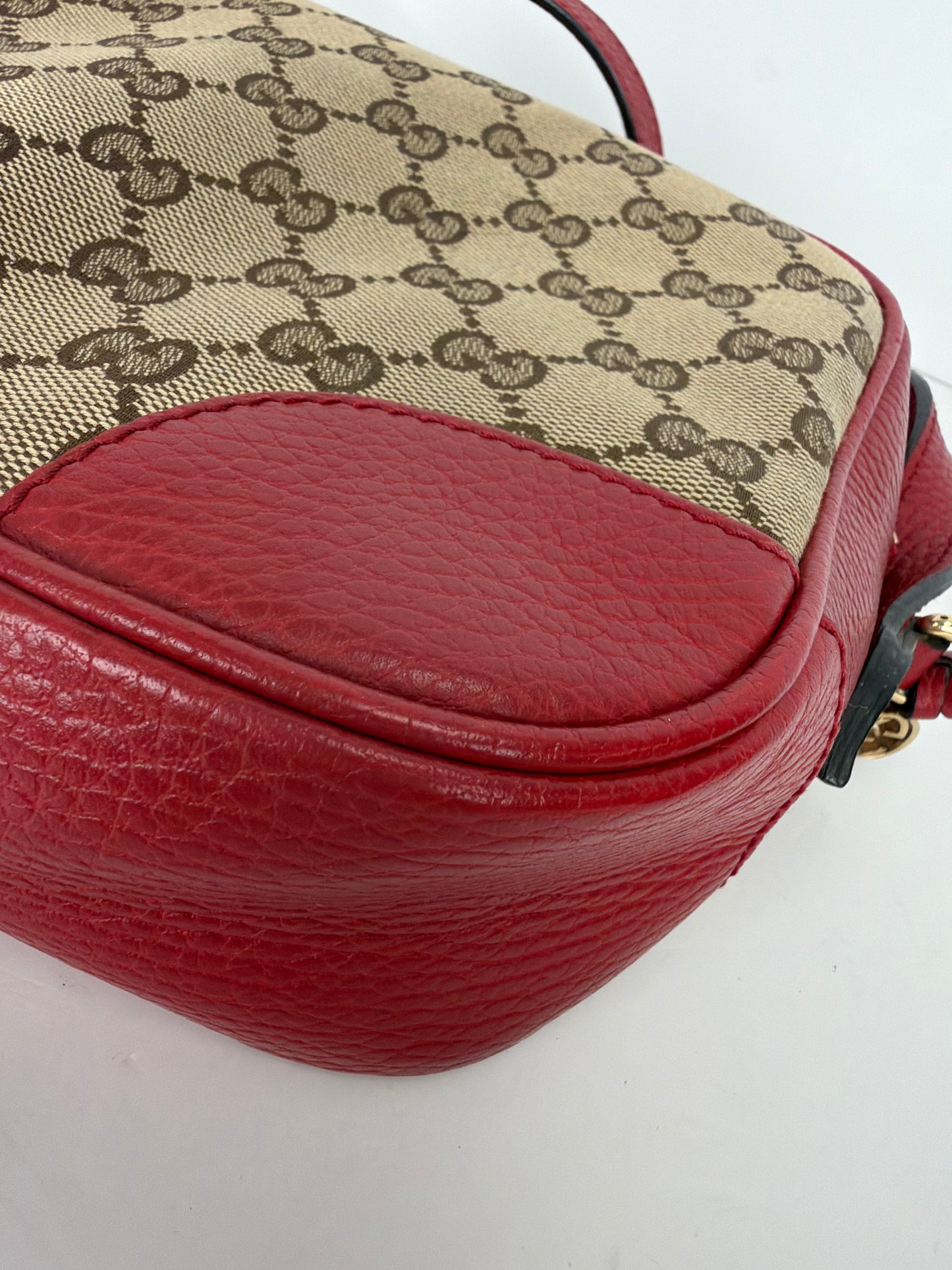 Gucci GG Canvas Camera Crossbody Bag in Beige and Red YS20