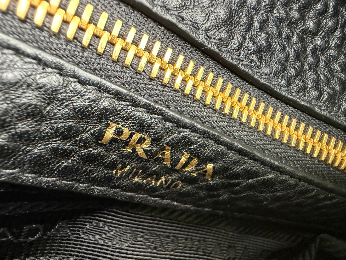 Prada Vitello Daino Leather Bauletto Top Handle Bag in Black YS14