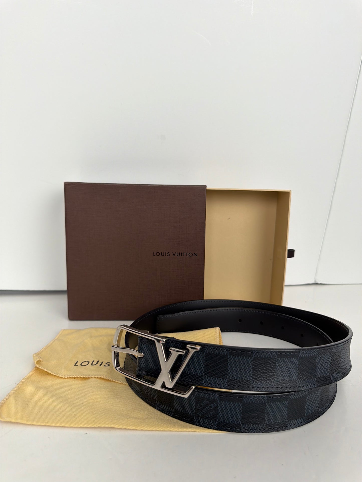 Louis Vuitton LV Initiales 40mm Belt M9213 in Damier Graphite Canvas Y