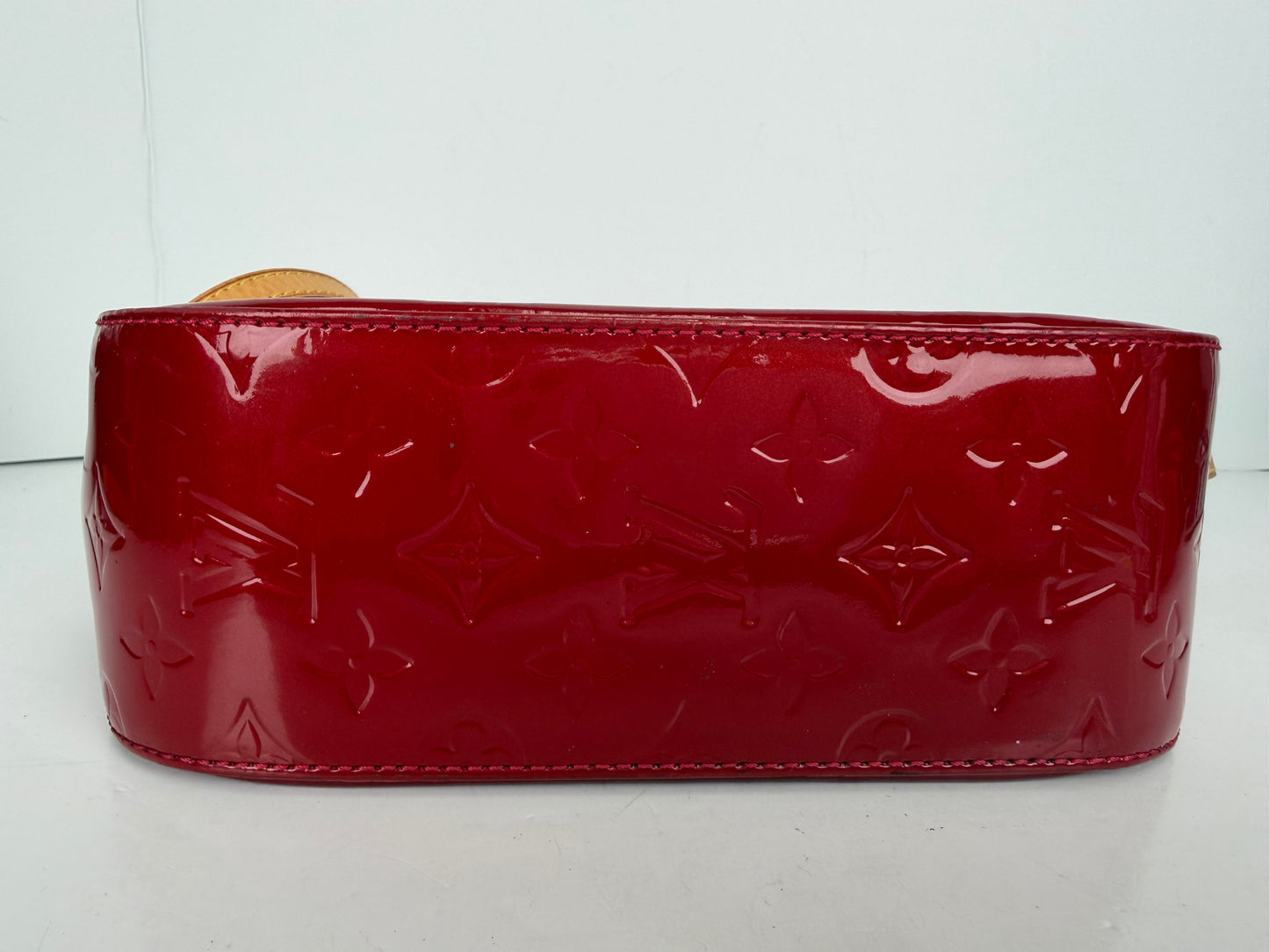 Louis Vuitton Monogram Vernis Bellflower Crossbody Bag 2011 YS26