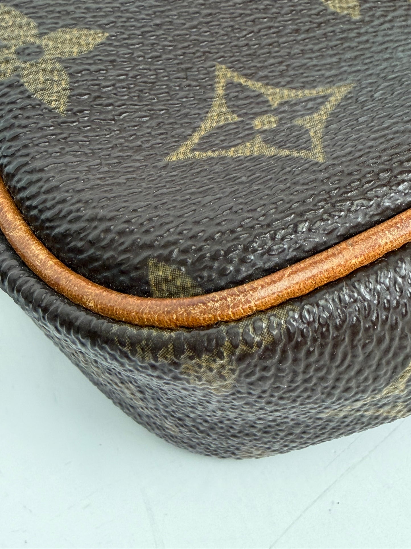Louis Vuitton Pochette Marly Bandouliere in Brown LV Monogram Coated Canvas 1987 YS26