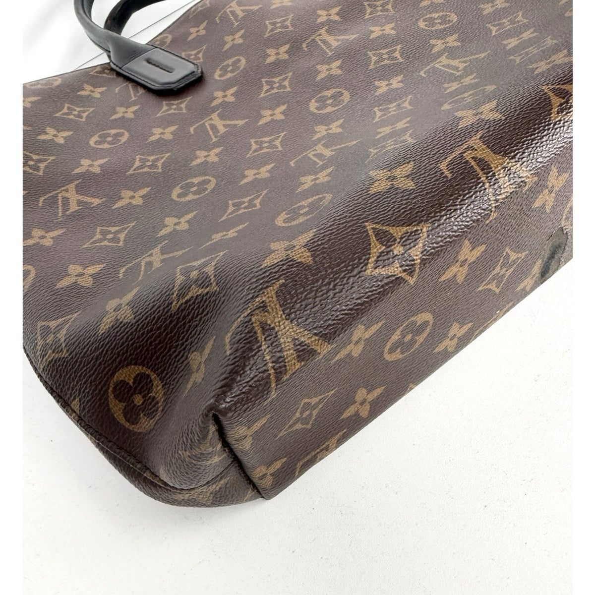 Louis Vuitton Macassar Briefcase in Brown LV Monogram Coated Canvas 2015 S-21