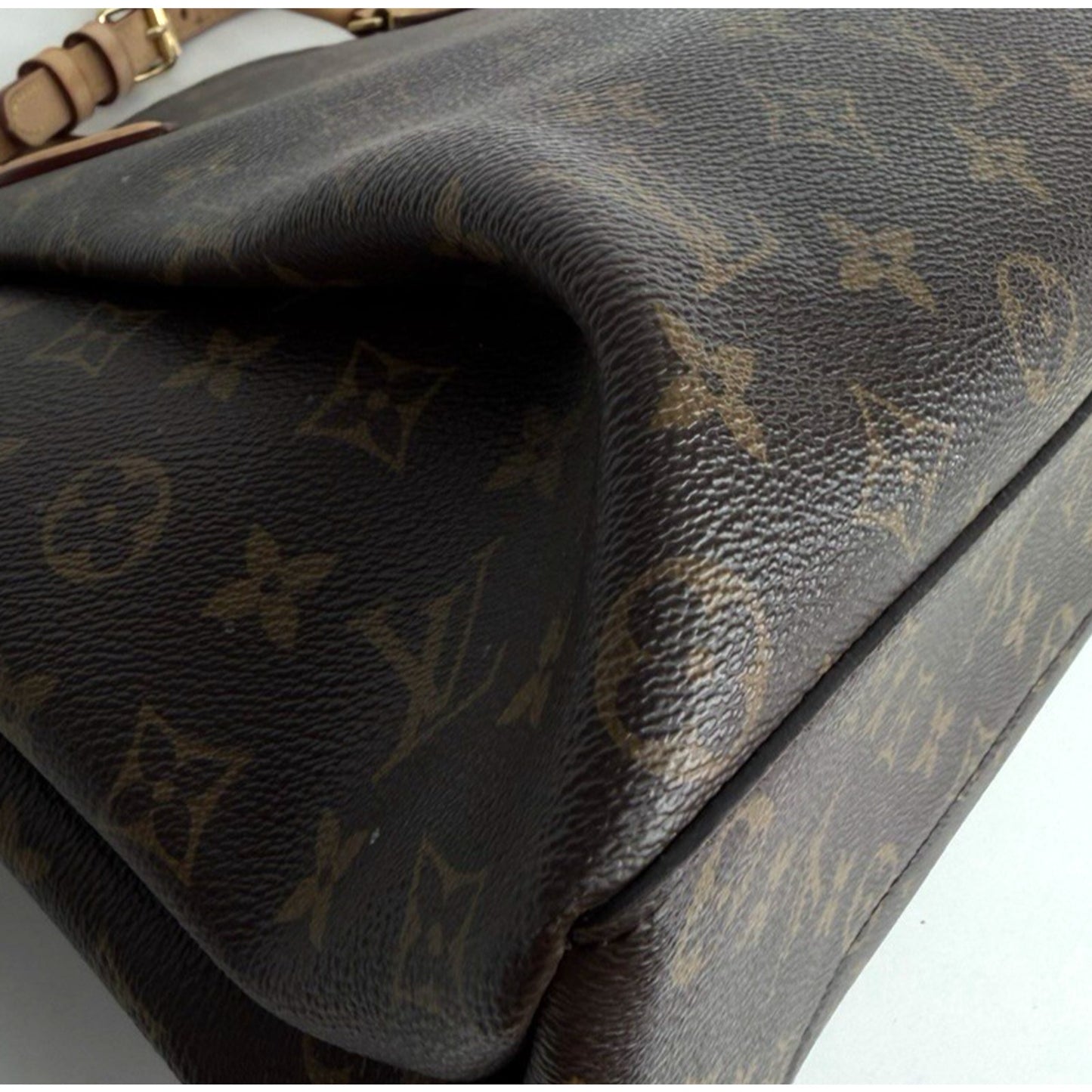 Louis Vuitton Rivoli MM Handbag in Brown Monogram Coated Canvas 2019 D6