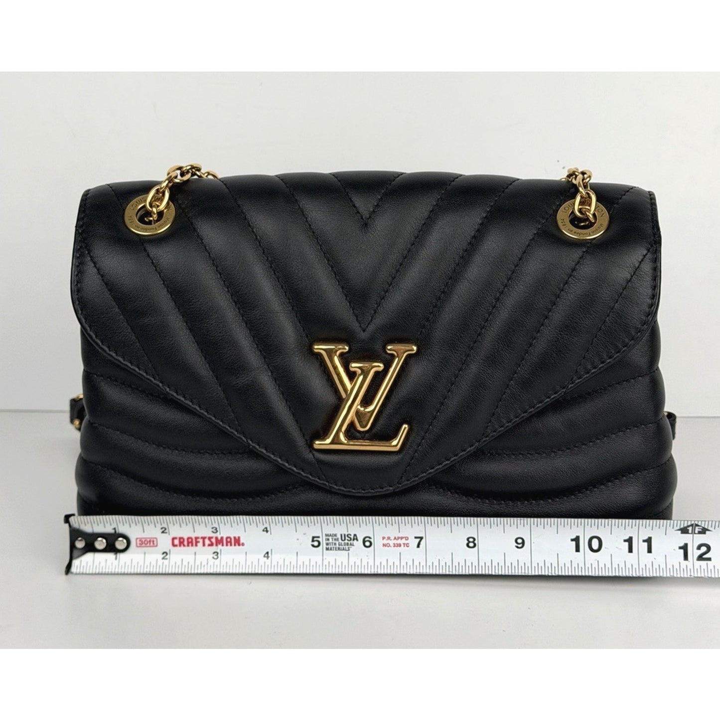 Louis Vuitton New Wave Chain Bag GM in Black Quilted Calfskin Leather NFC D3