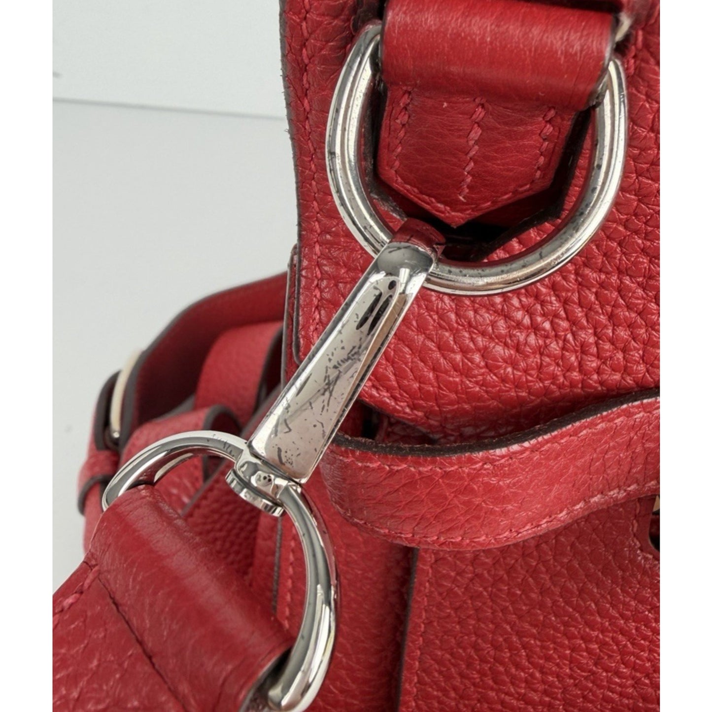 Hermès Jypsiere 28 Messenger Bag in a Rich Red Calfskin Leather 2012 E5