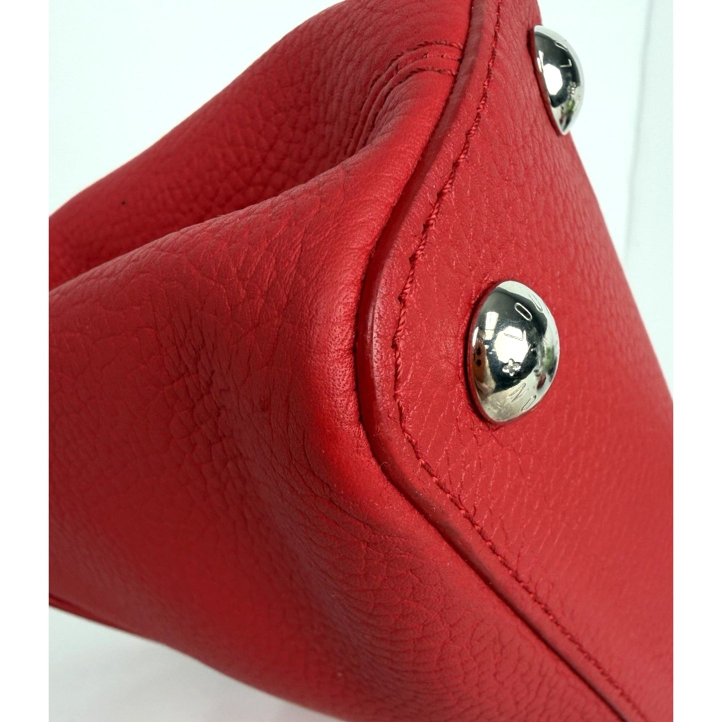 Louis Vuitton Capucines Shoulder Bag BB in Red Taurillon Leather 2017 D8