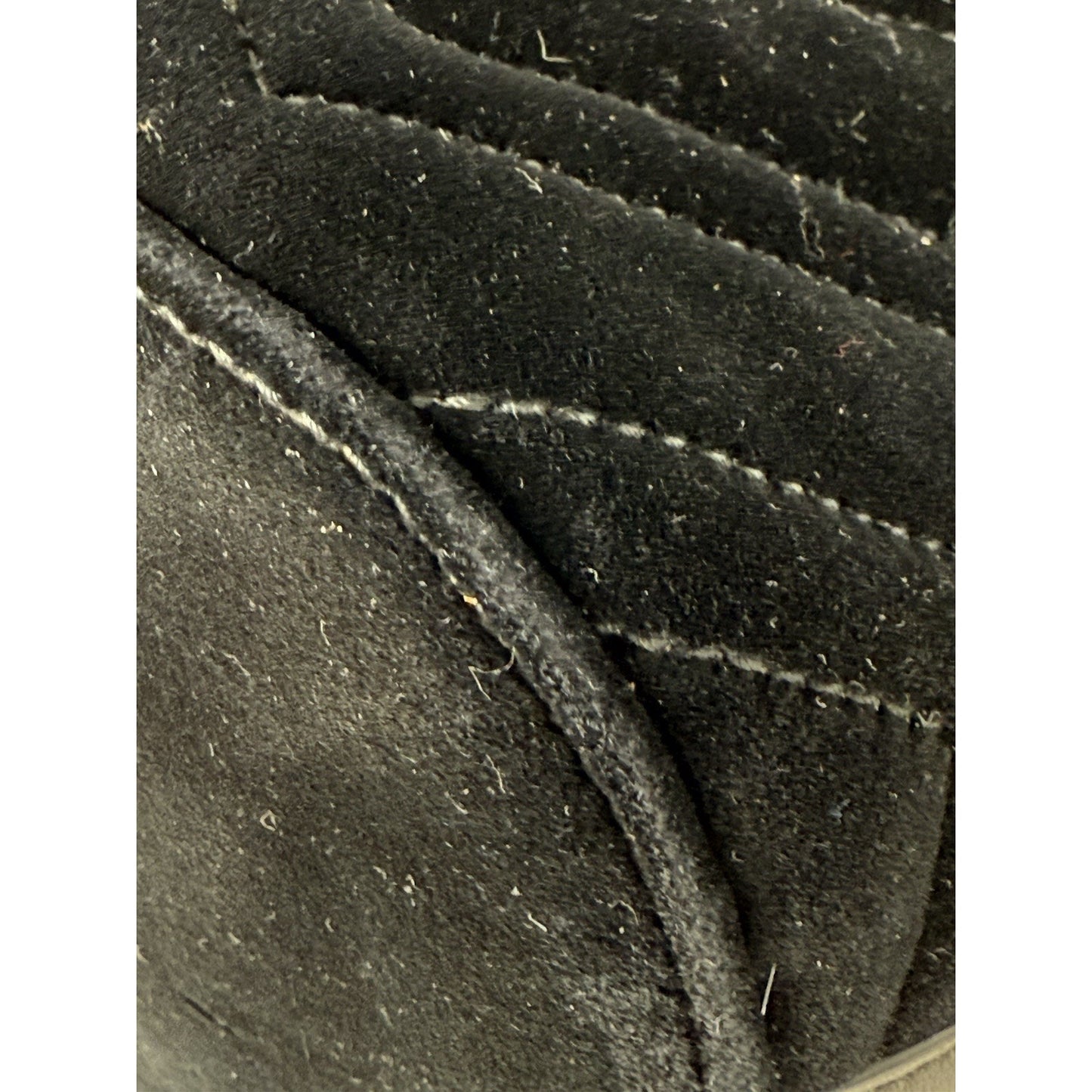 Gucci GG Marmont Bucket Bag Matelasse Black Velvet
