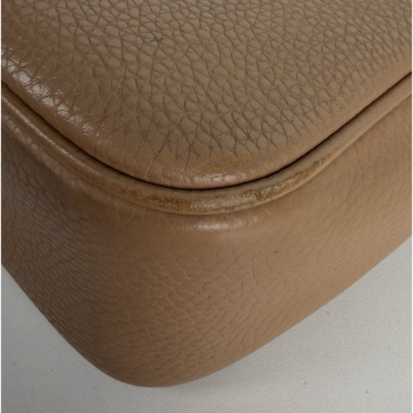Soho Disco Small Bag in Light Brown Leather Crossbody Champagne Hardware S