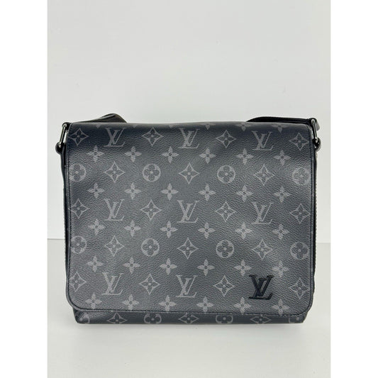 Louis Vuitton District PM Messenger Bag in Monogram Eclipse Canvas D-3