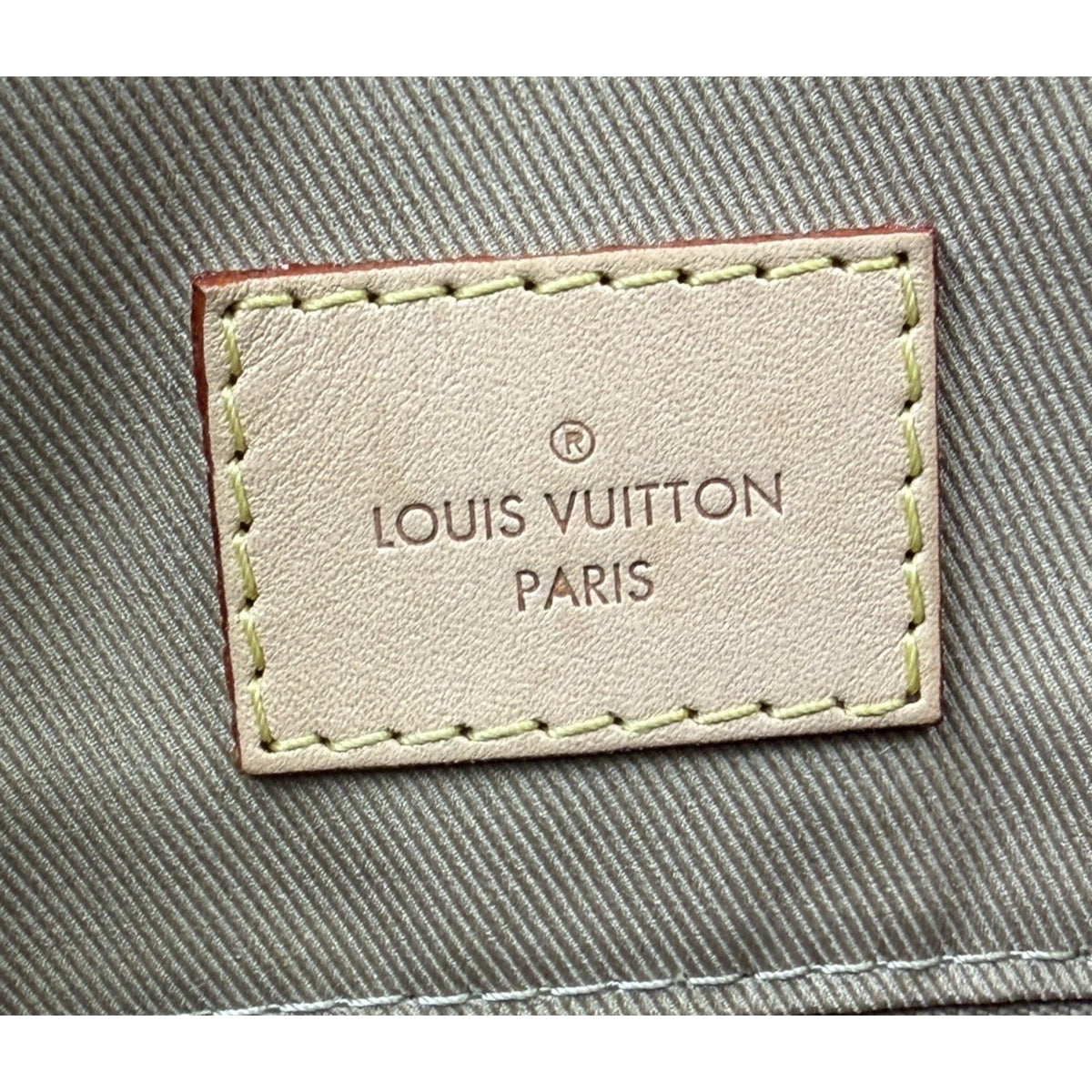 Louis Vuitton Graceful PM Tote Shoulder Bag in Damier Azur Coated Canvas 2018 S
