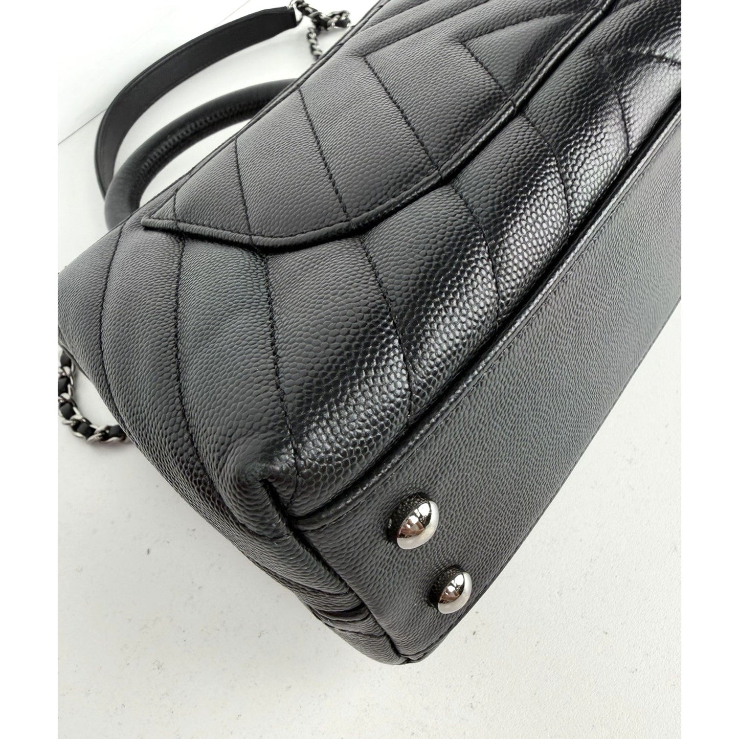 Chanel Coco Top Handle Bag XS With Chain Strap in Black Caviar Leather 2019 E-1