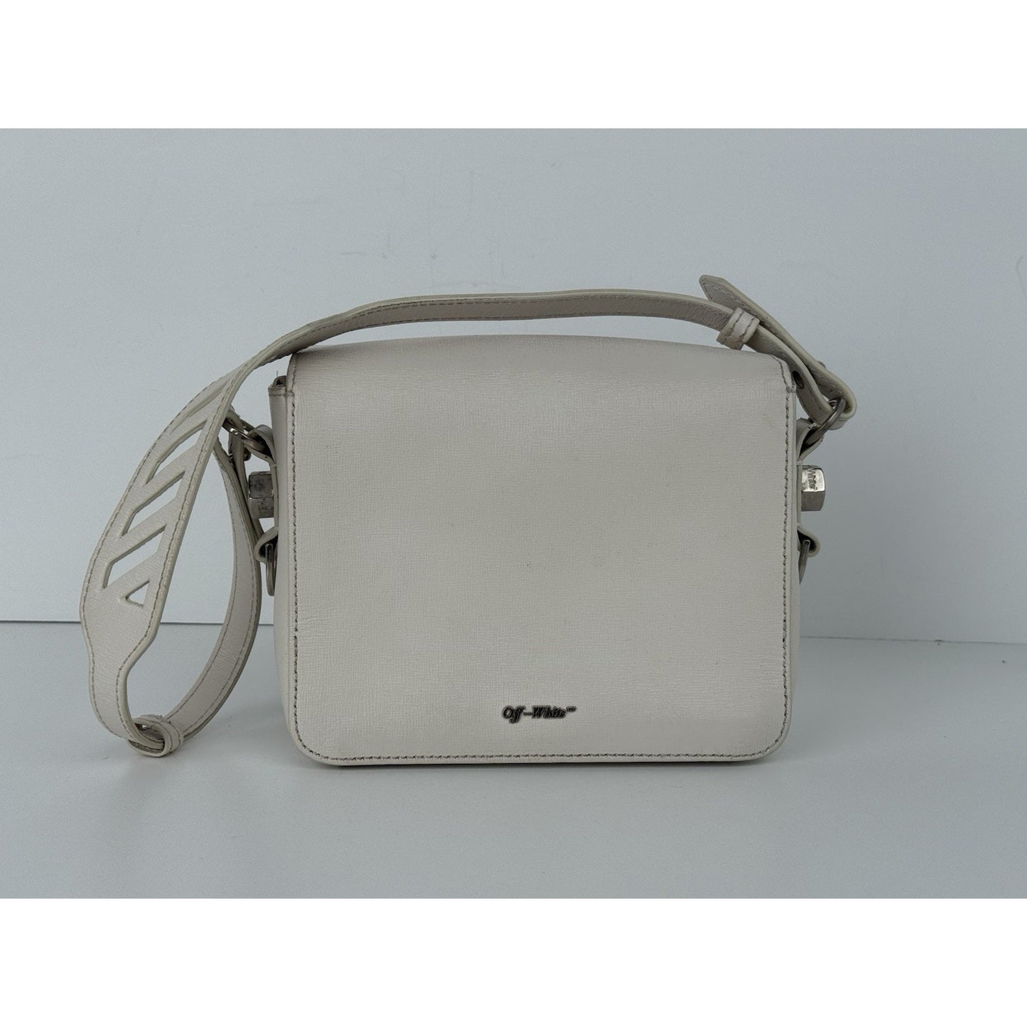 Off-White Diagonal Stripe Binder Clip Shoulder Bag White Leather with Silver