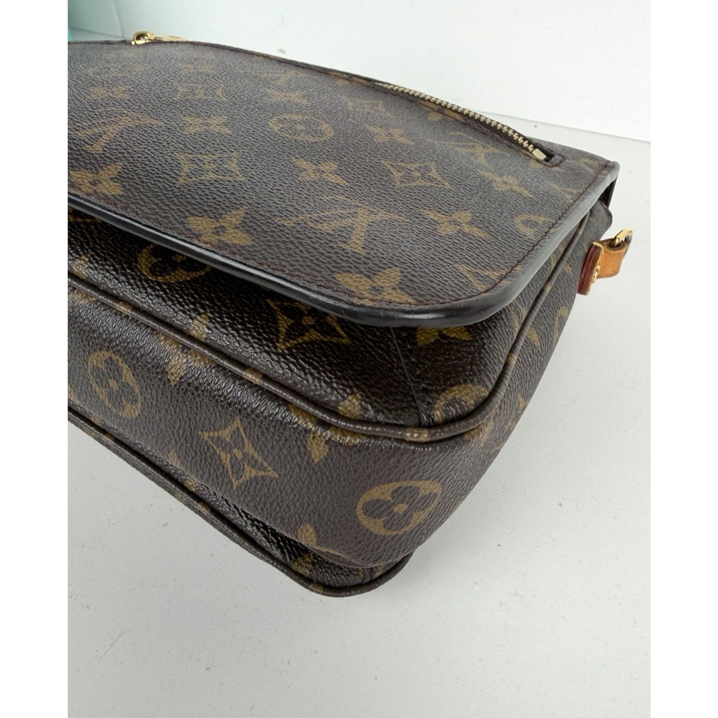 Louis Vuitton Pochette Metis Bag MM in Brown LV Monogram Coated Canvas 2017 C-1
