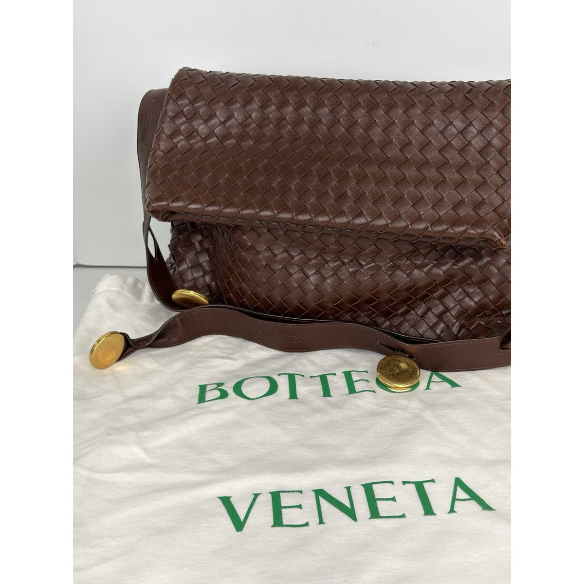 Bottega Veneta The Fold Crossbody Bag in Brown Intrecciato Leather C5