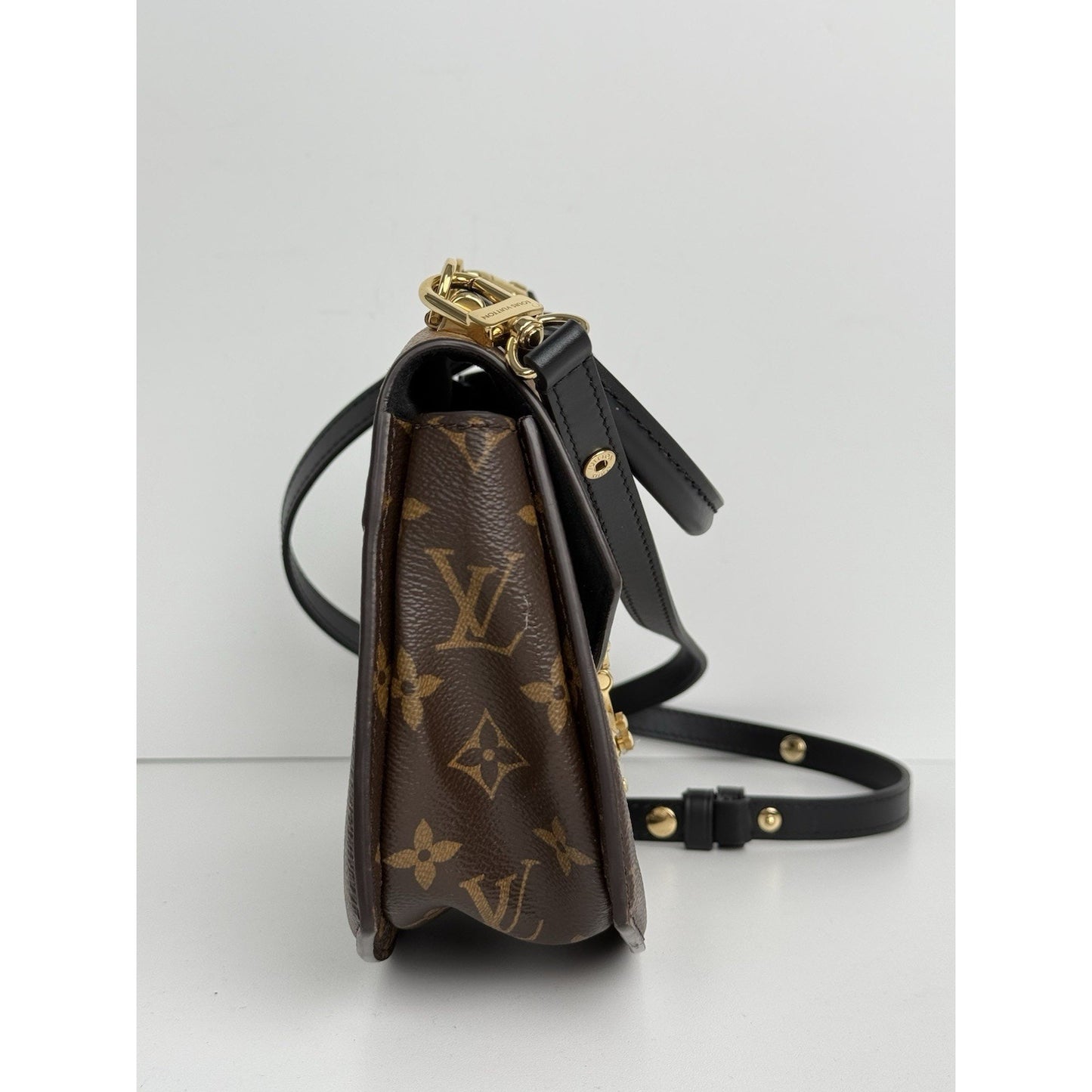 Louis Vuitton Monogram Reverse Tilsit Shoulder Bag