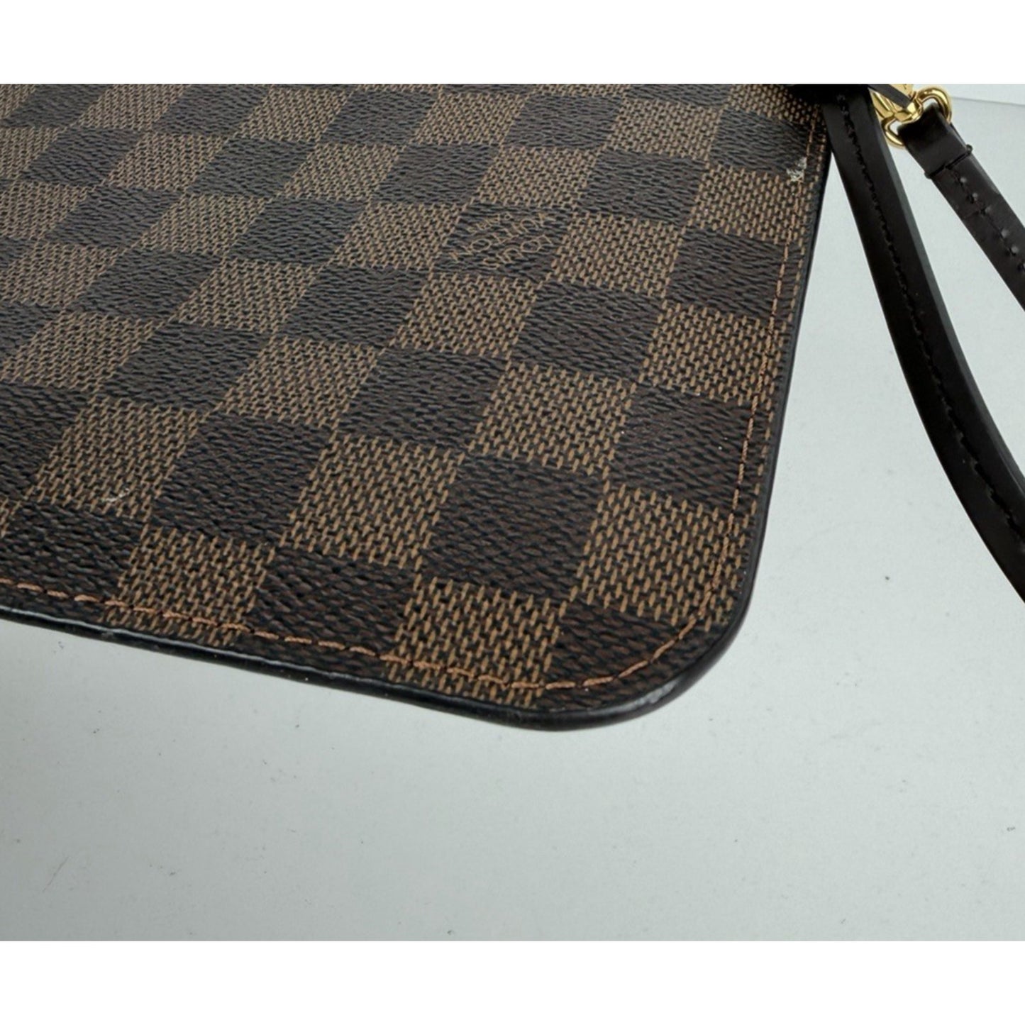 Louis Vuitton Neverfull MM Pochette in Damier Ebene Coated Canvas 2020 K2